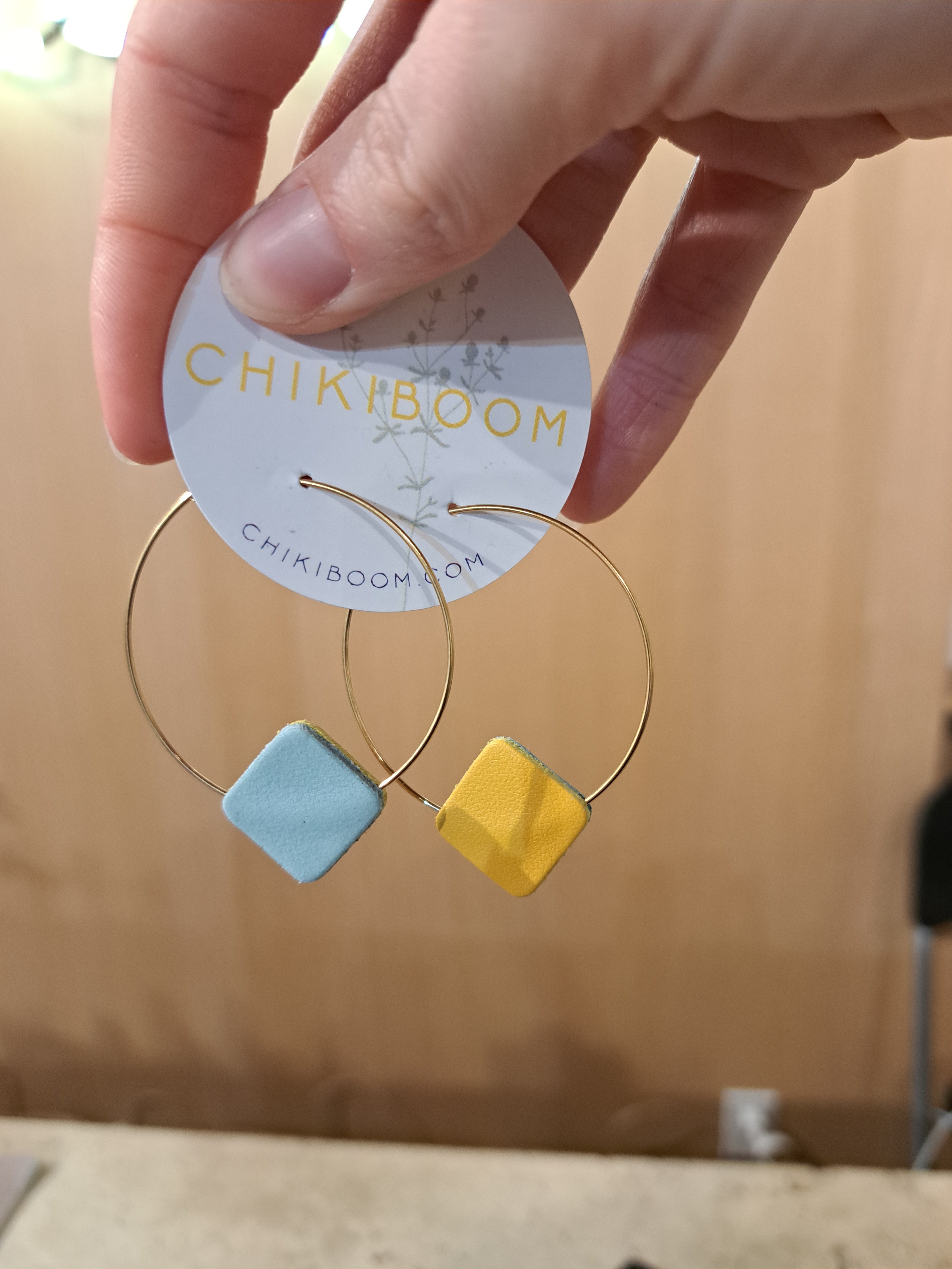 Boucles d'oreilles créoles - ROND/CARRÉ