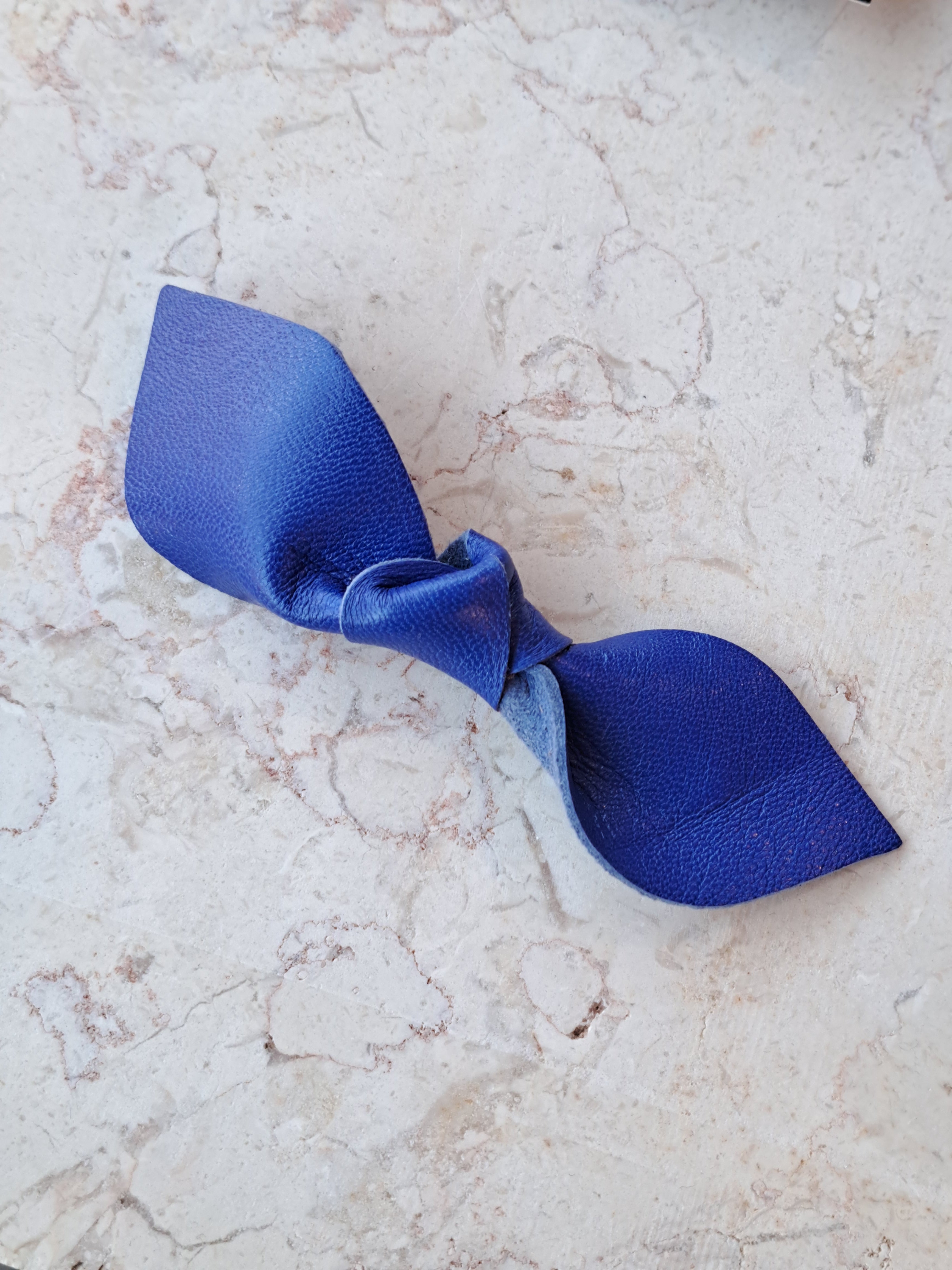 HOGAN - Leather hair clip