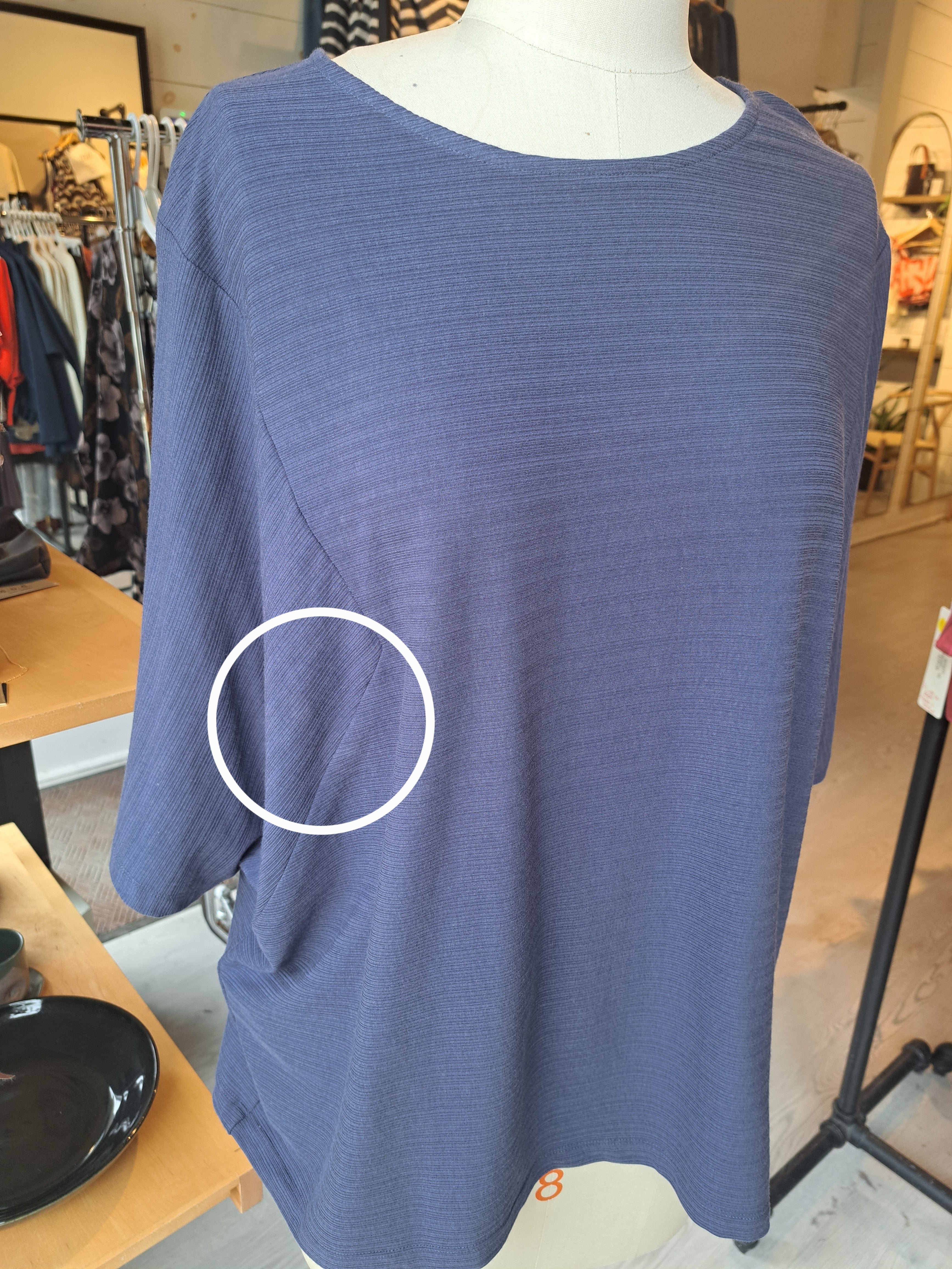 JACOB Top - Navy (Imperfect)