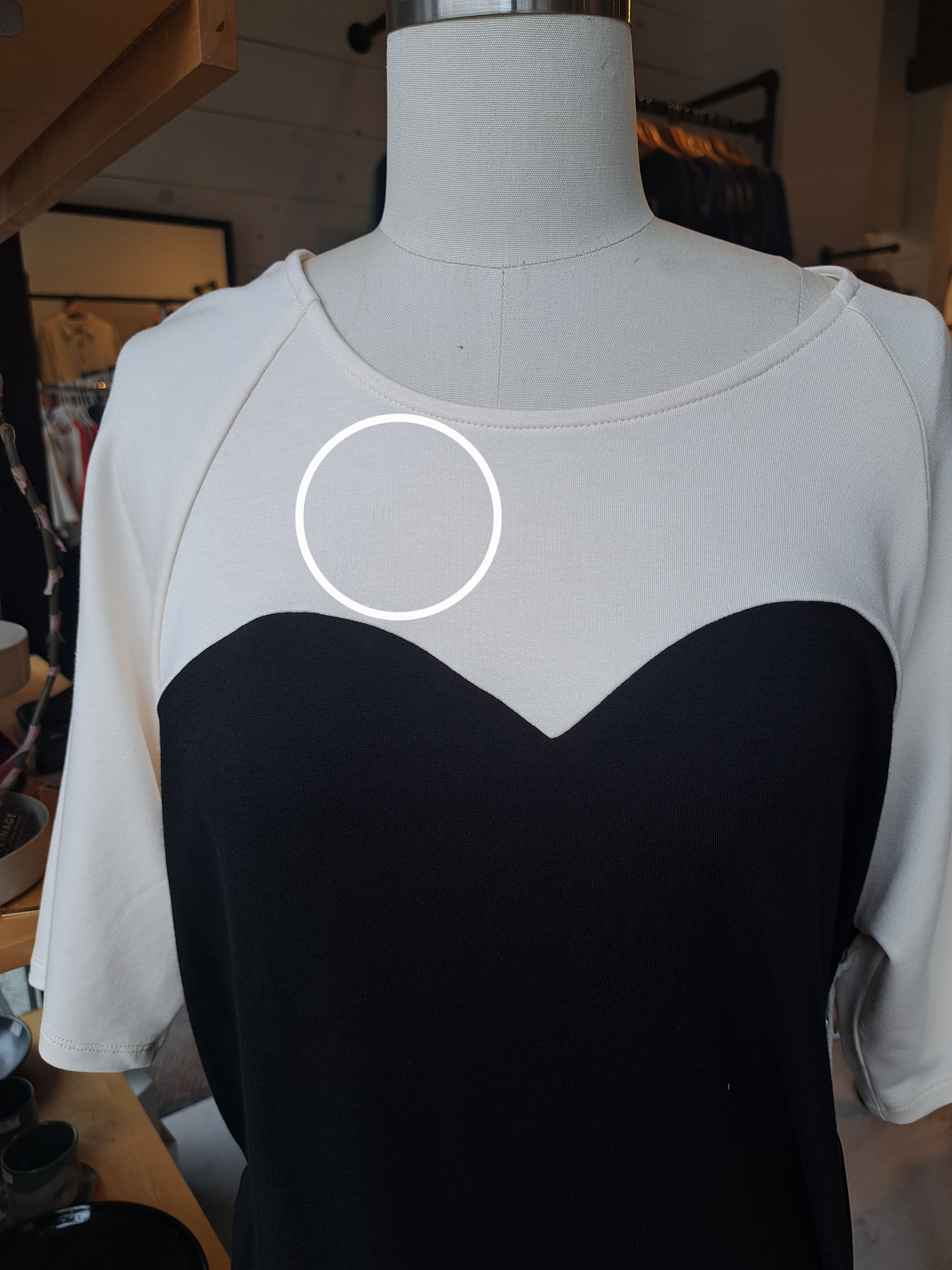 BARIA Dress - Black (Imperfect)