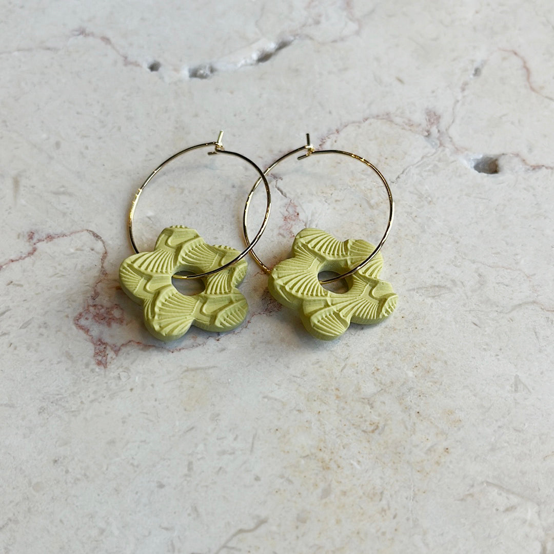 FLOWER clay earrings