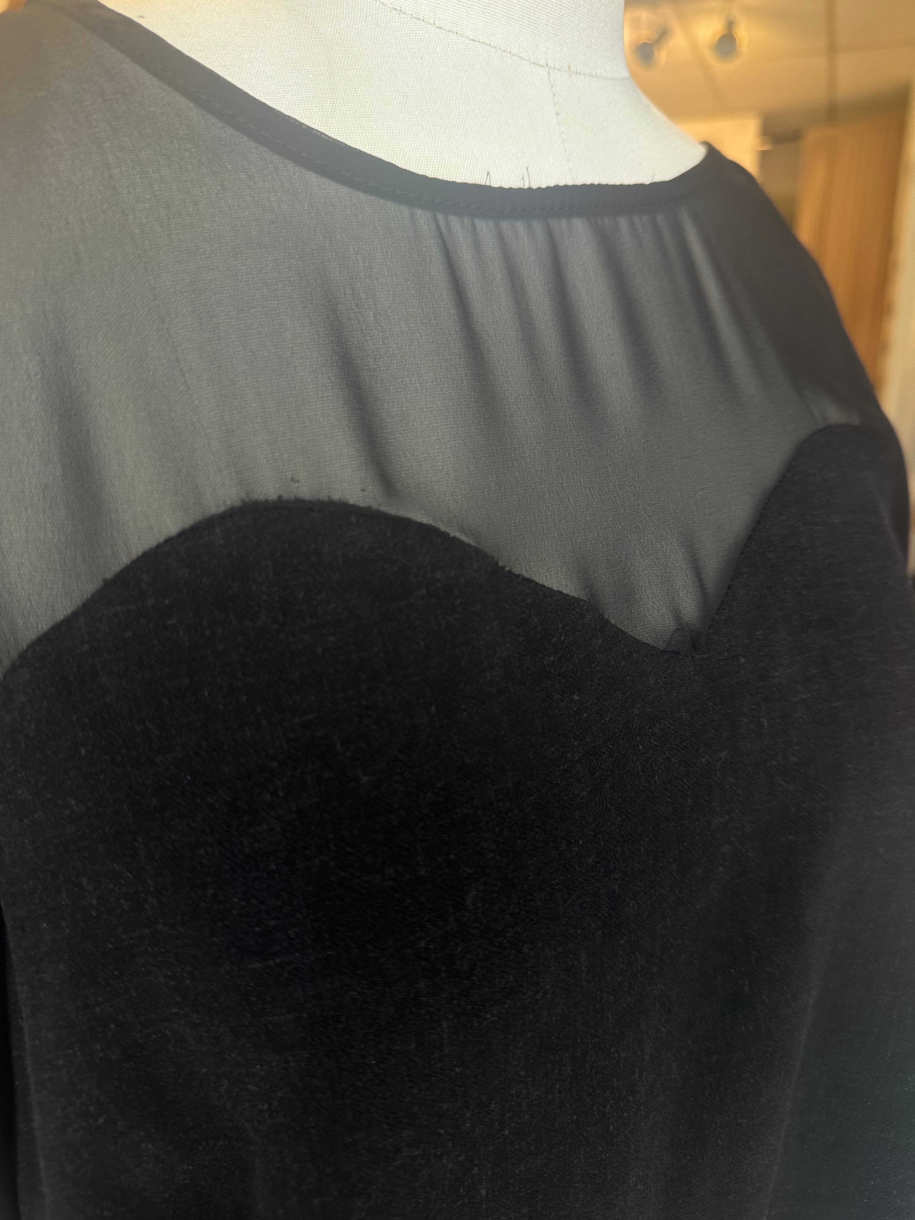 LOVE Top - Black (Imperfect)