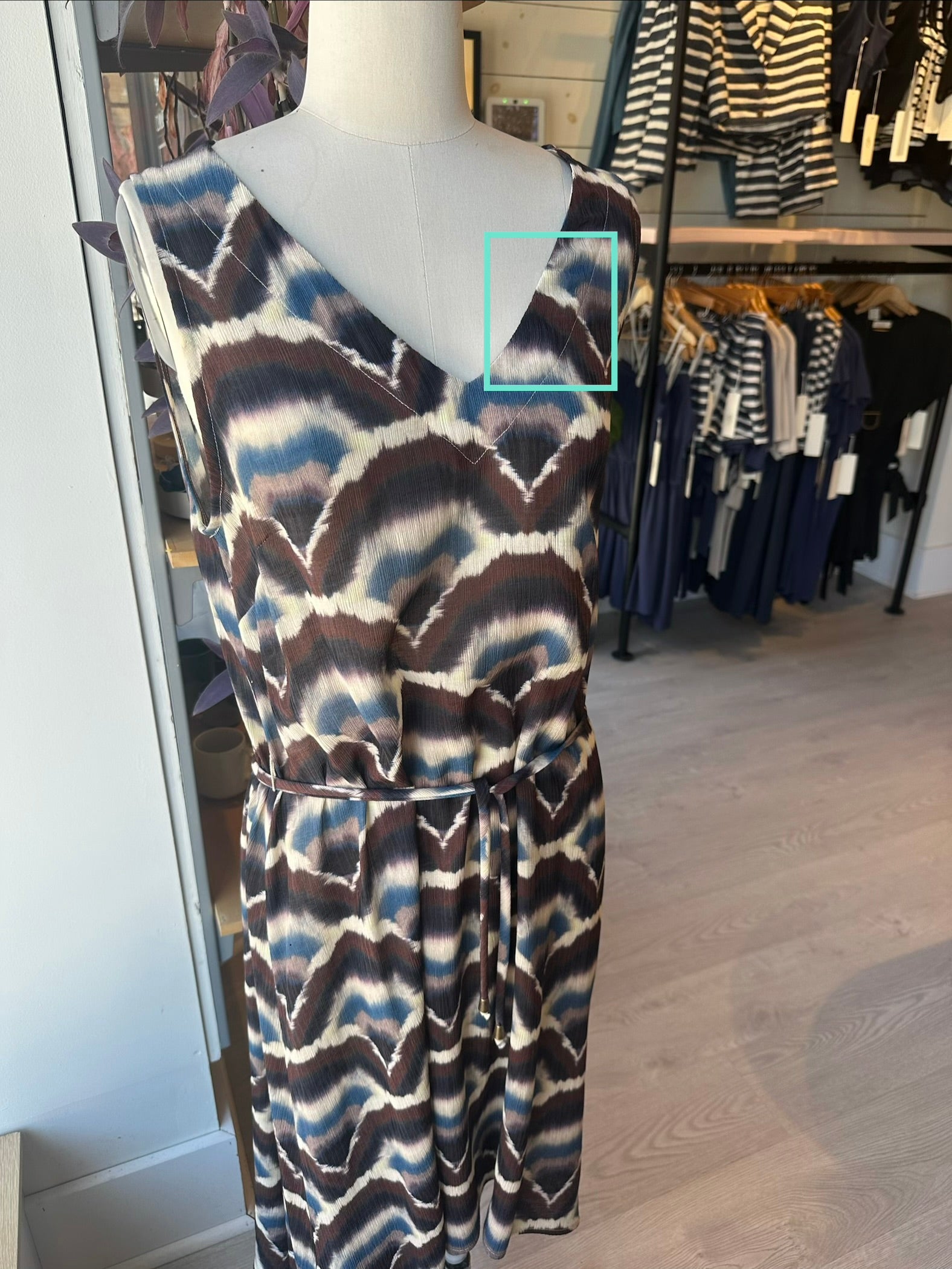 CHAOS Dress - Feather (Imperfect)