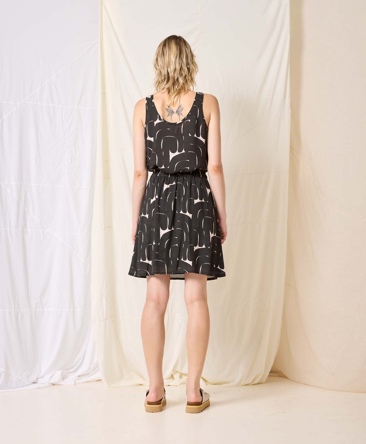 cokluch-jupe-mure-arche-noir-pe24