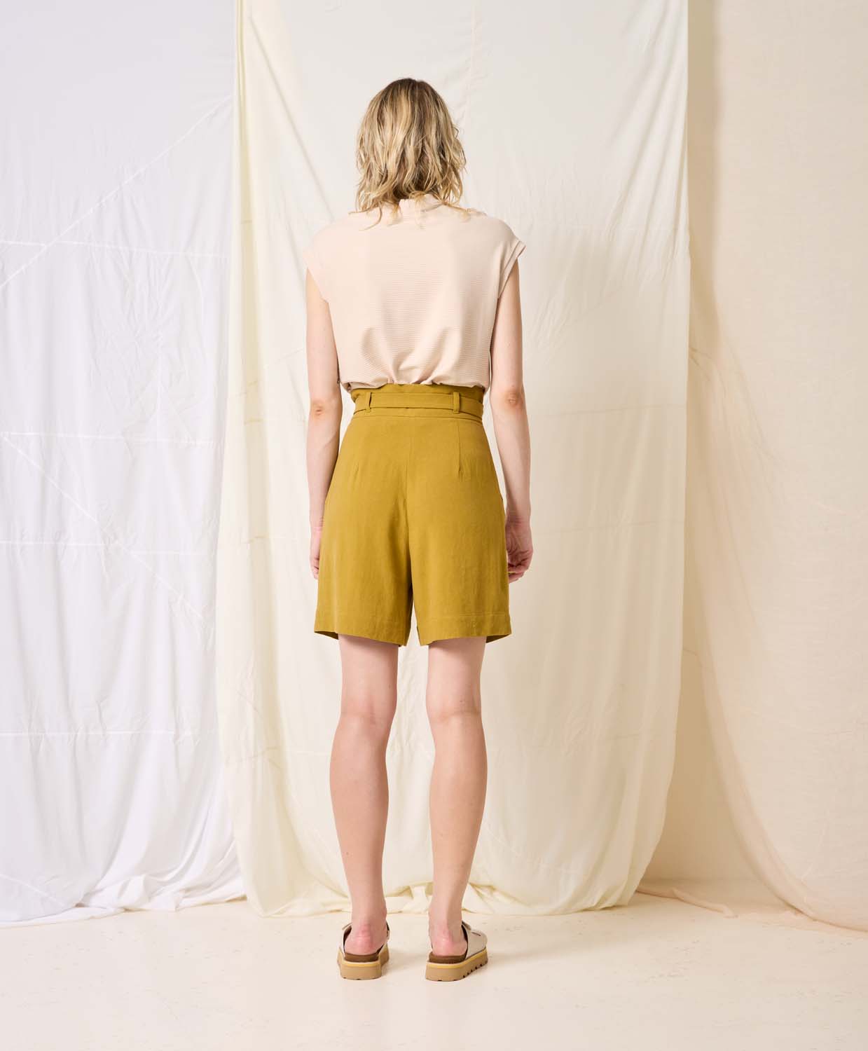 cokluch-haut-sumac-eggshell-pe24