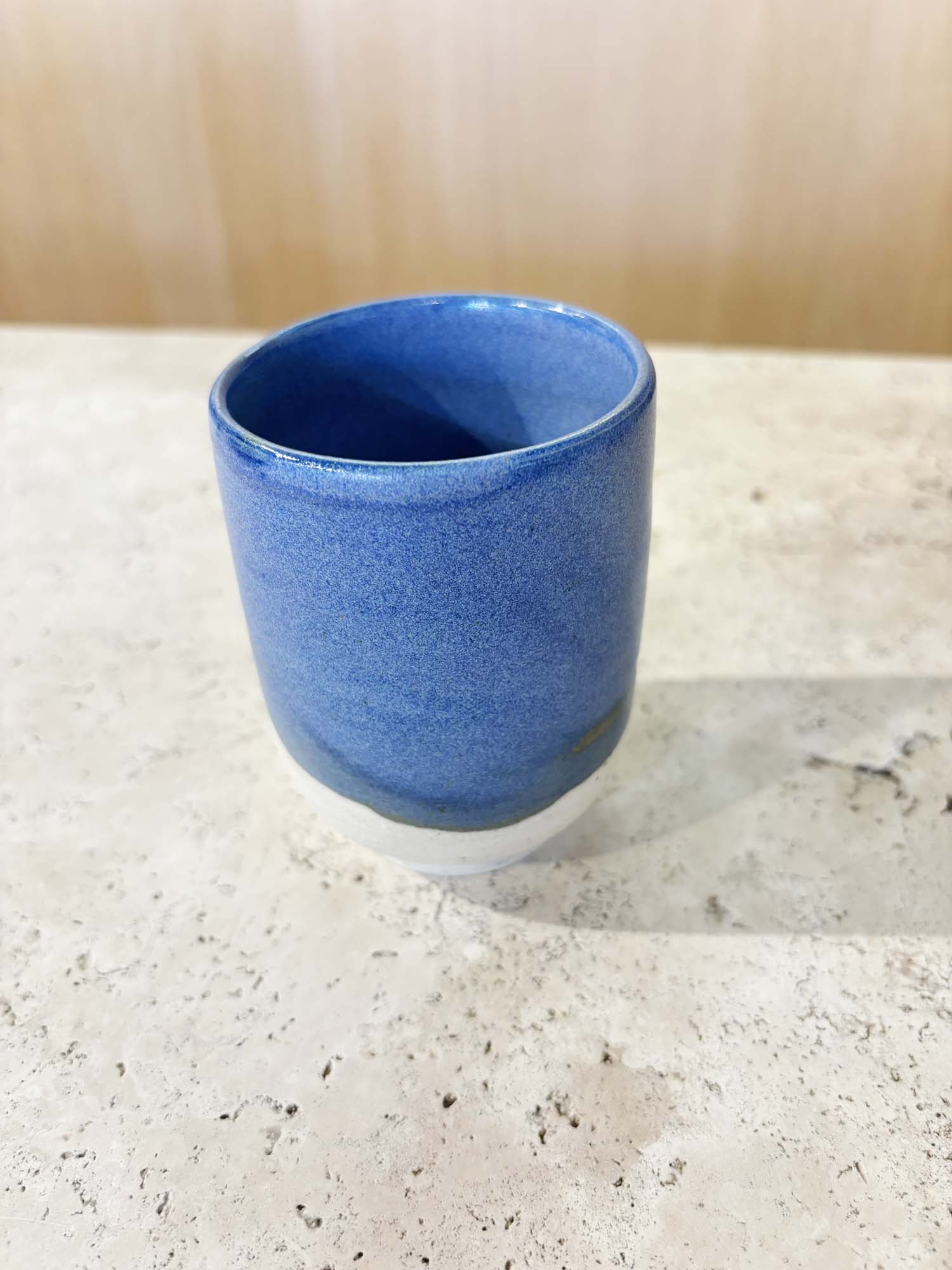 ateliermarienguyen-ceramiste-vaisselle-gobelet-verre-ceramique-moyen-bleu-aqua