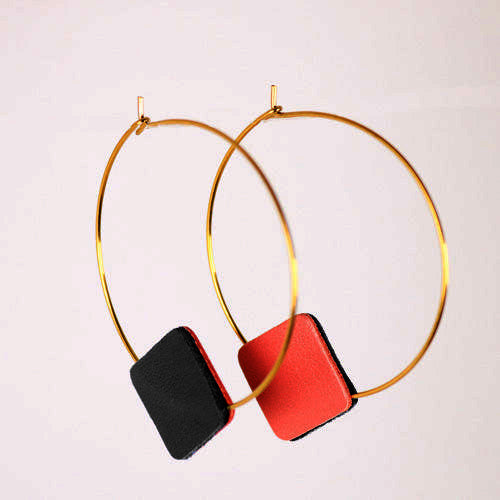 chikiboom-bijou-bouclesdoreilles-creoles-rond-carre-cuirrecycle-rouge-noir