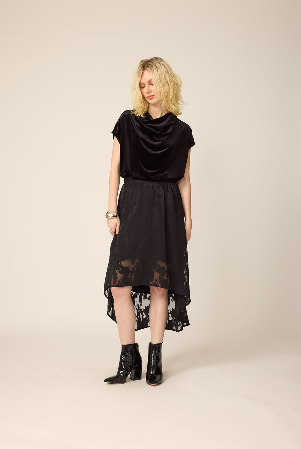 chlo-par-cokluch-haut-tshirt-hannah-jupe-klara-noir-ah2627-holiday