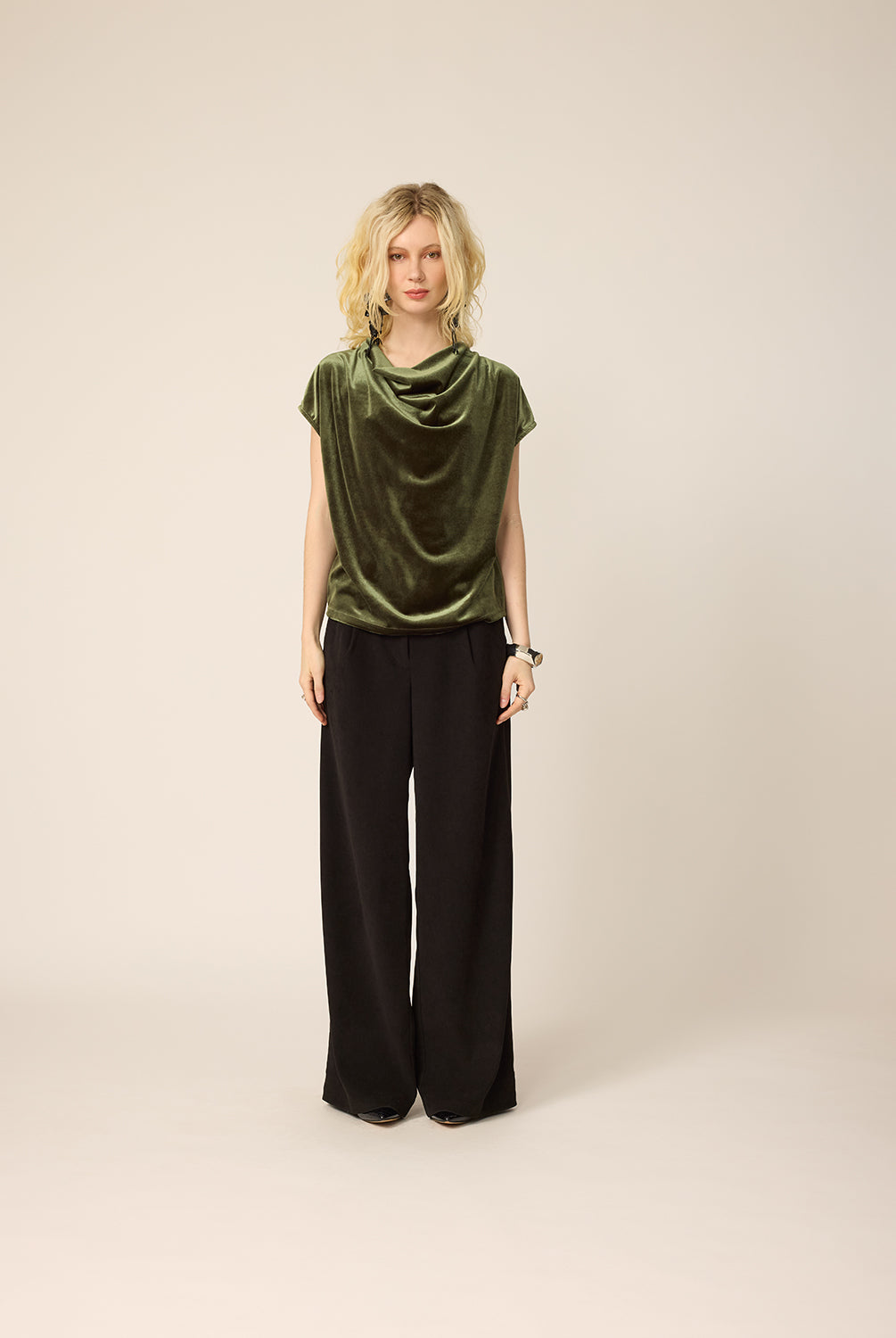 chlo-par-cokluch-haut-tshirt-hannah-lezard-pantalon-zaho-noir-ah2627-holiday