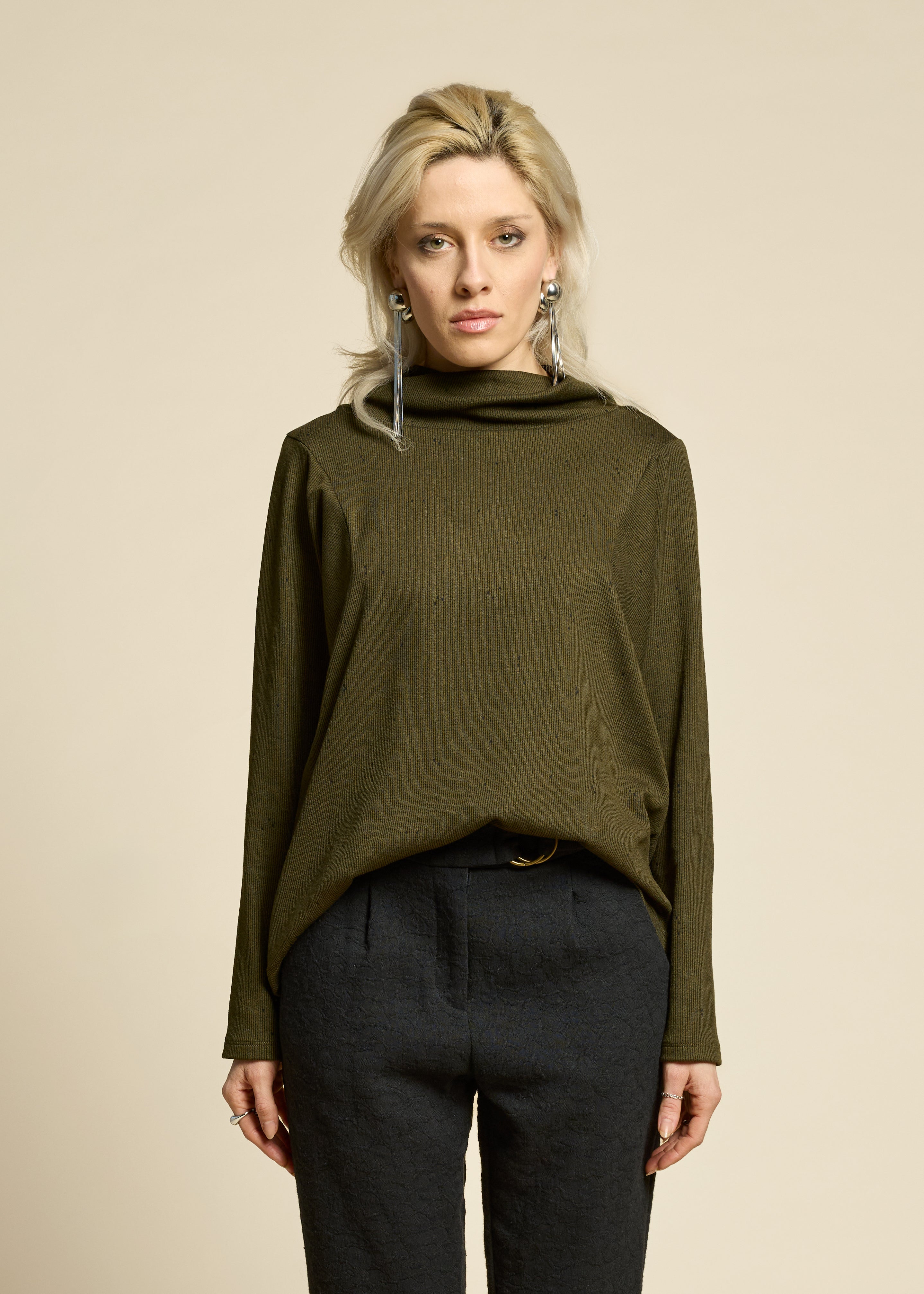 cokluch-haut-chandail-reminder-olive-ah2526