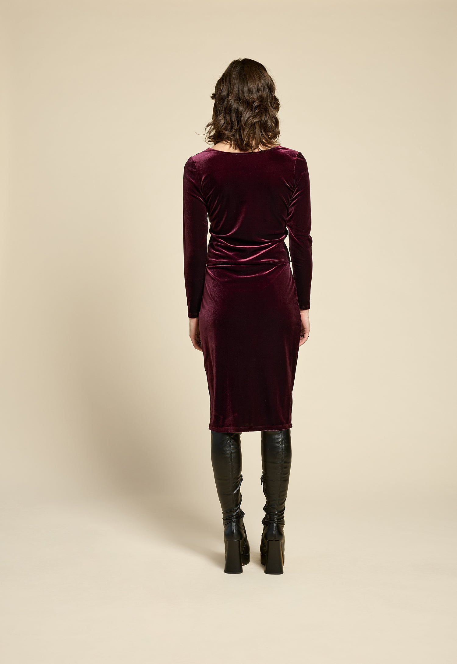 cokluch-haut-parade-bourgogne-jupe-secrets-bourgogne-ah2526-holiday