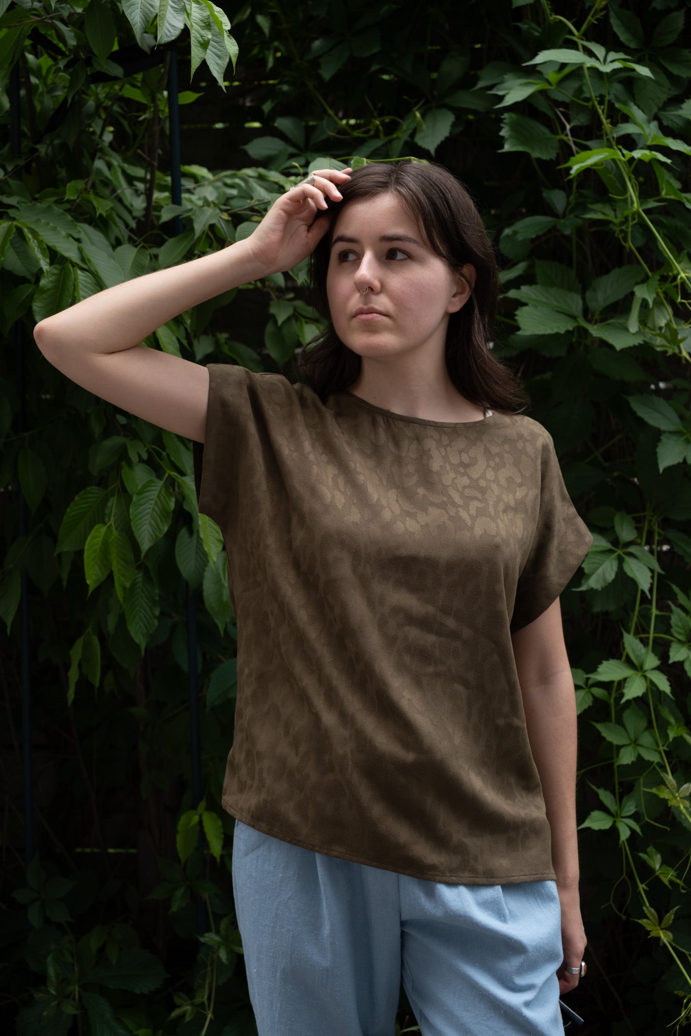 cokluch-haut-tshirt-ombre-leo-kaki-basiques