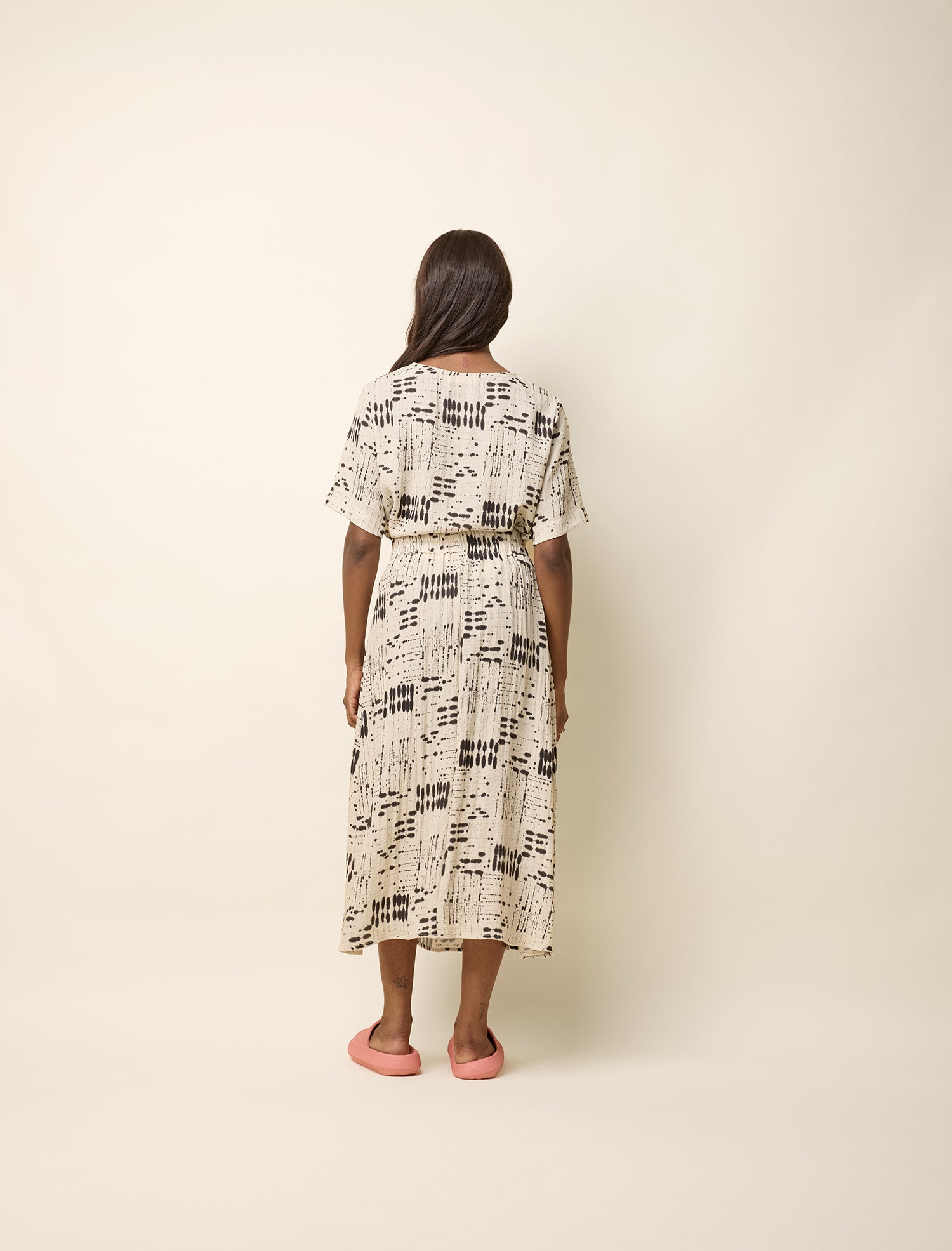 cokluch-haut-vee-ink-naturel-pe25