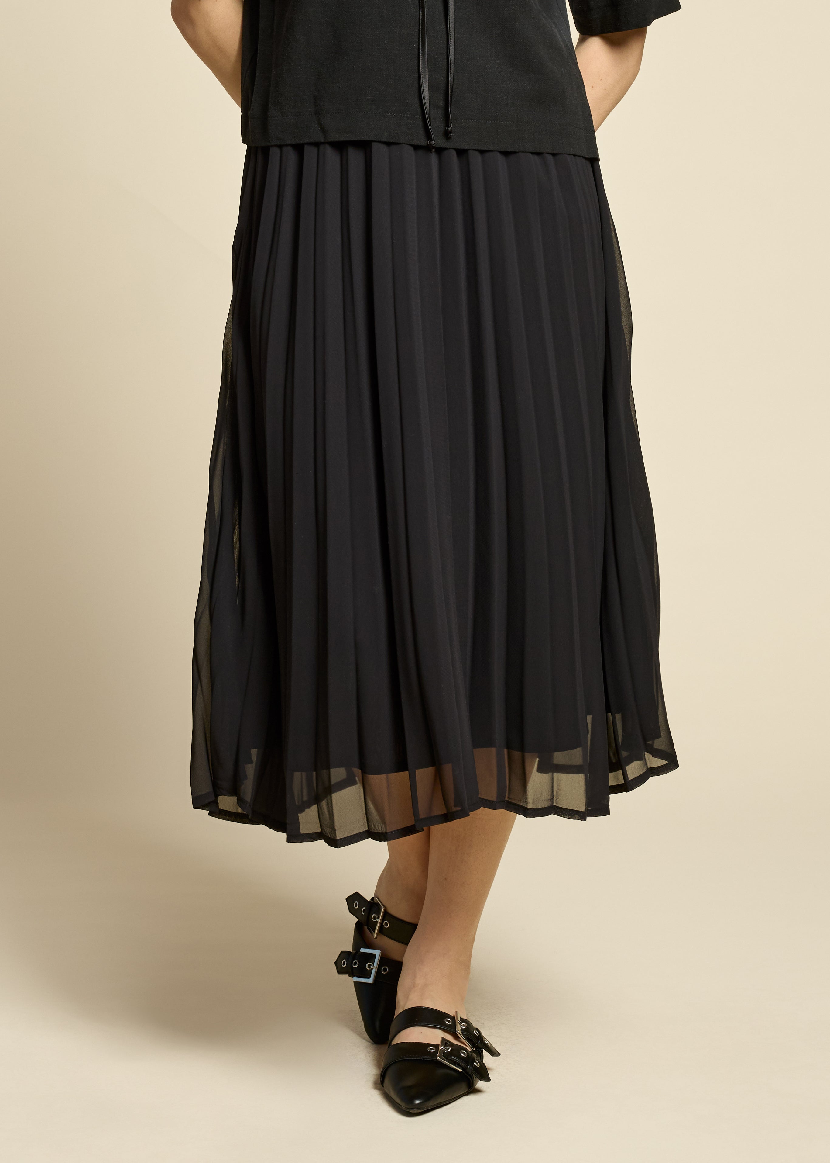 cokluch-jupe-flowers-noir-ah2526