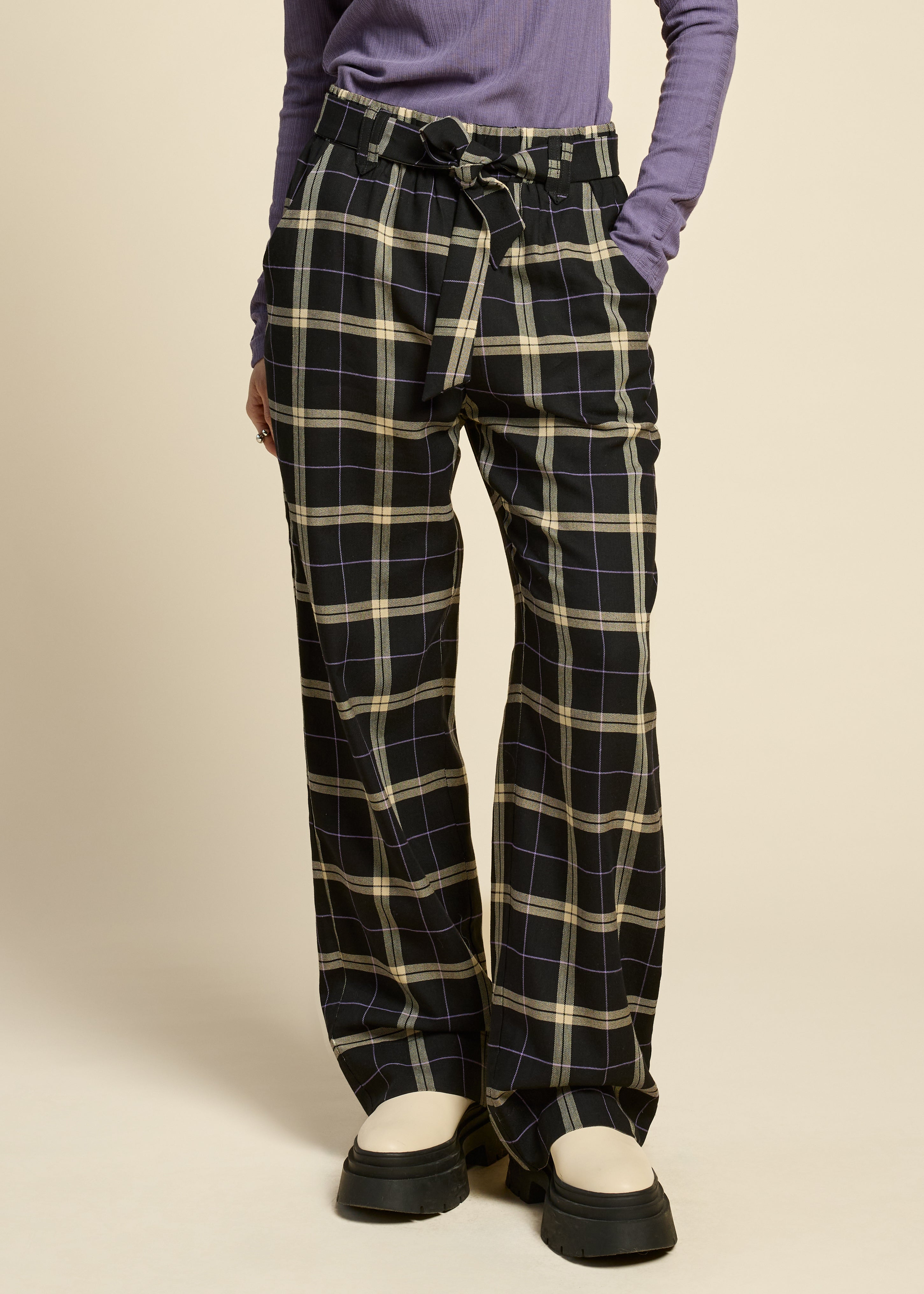 【ブラック（01）】E PLAID TROUSER Brickell Plaid Trousers - Dark Grey – The Frankie Shop
