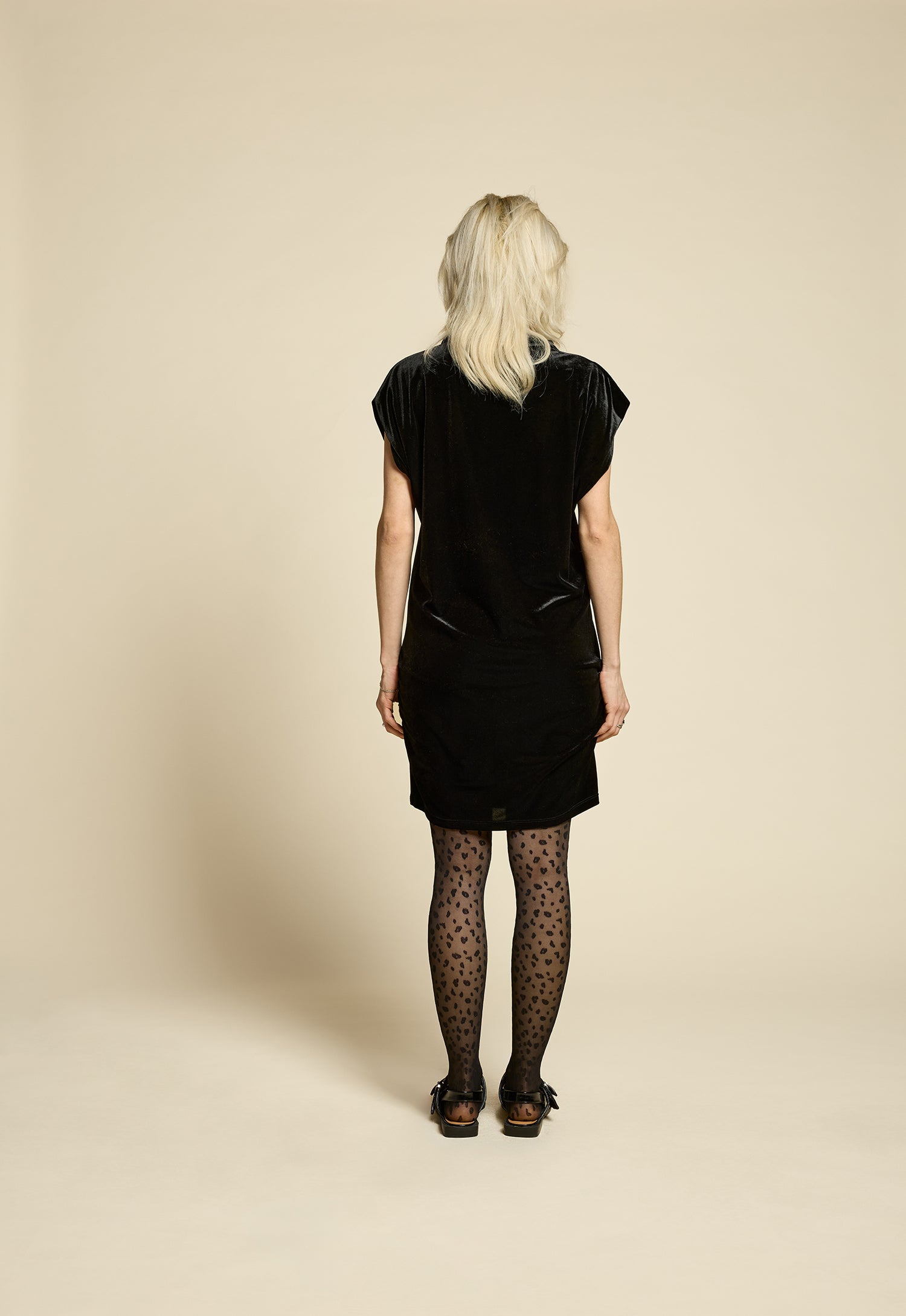 cokluch-robe-blowup-noir-ah2526-collectionholiday