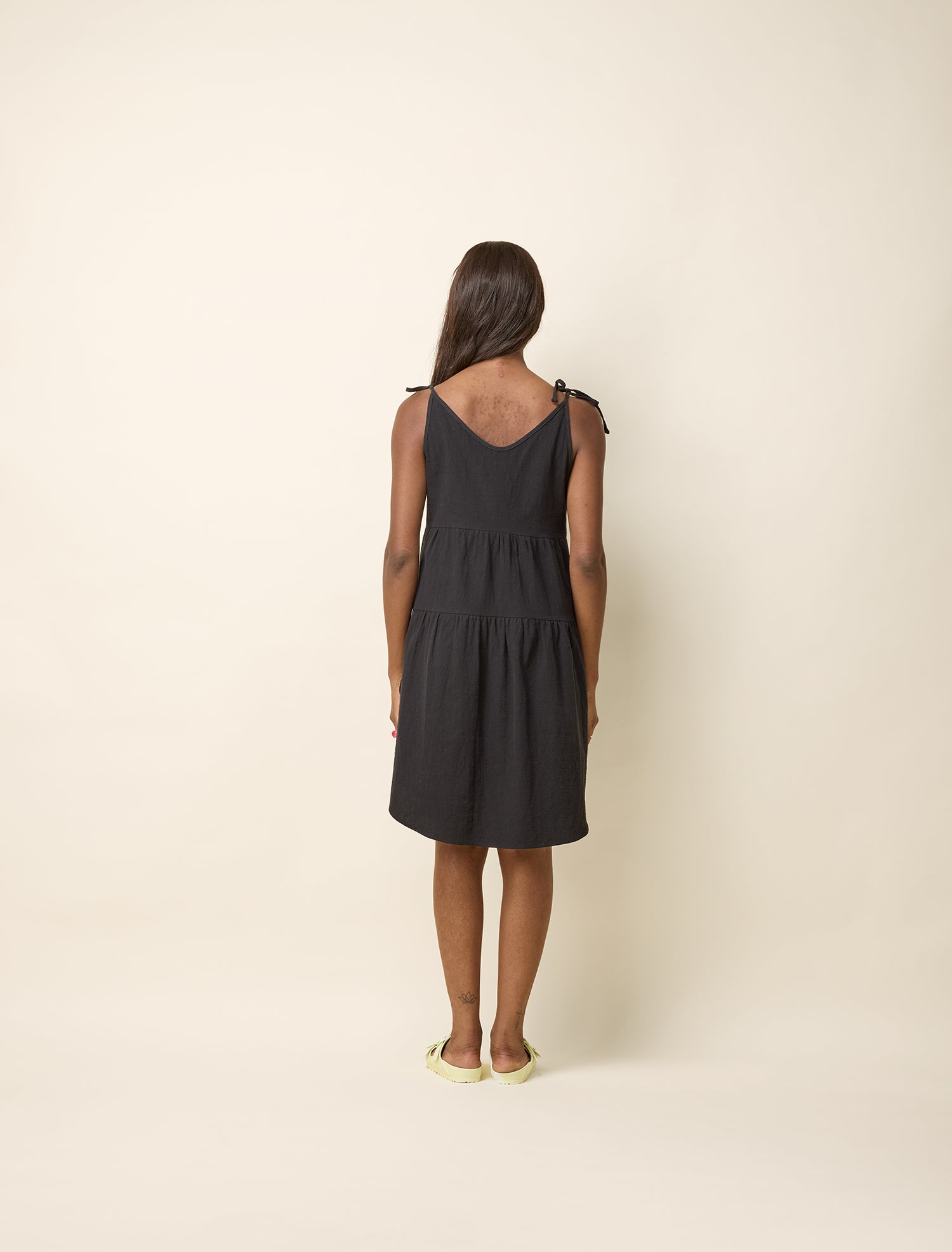 cokluch-robe-lala-noir-pe25