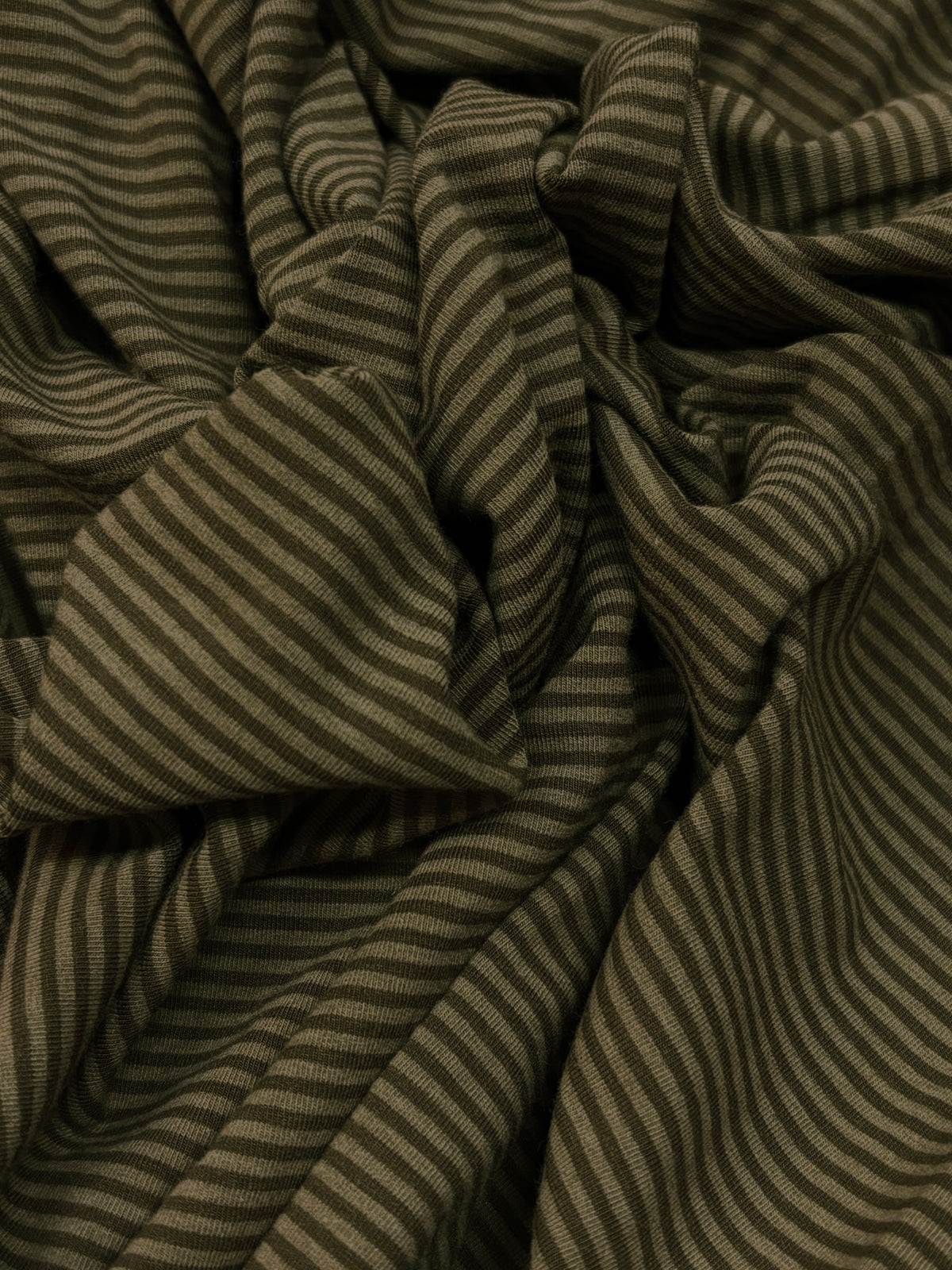 cokluch-tissu-tricot-bambou-raye-olive-rayonne