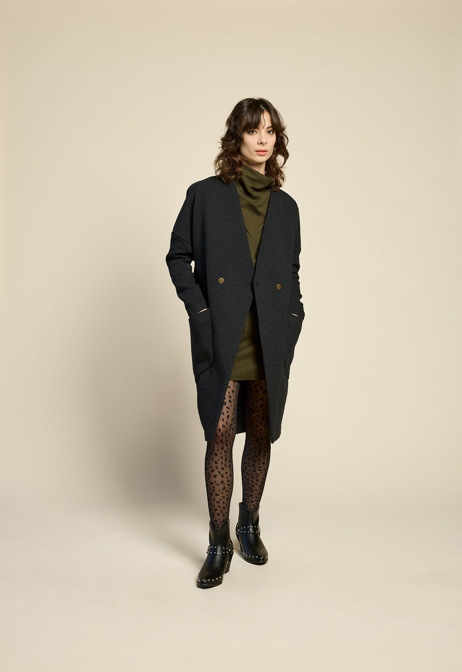 cokluch-veste-pardessus-littlelies-noir-robe-modernlove-olive-ah2526