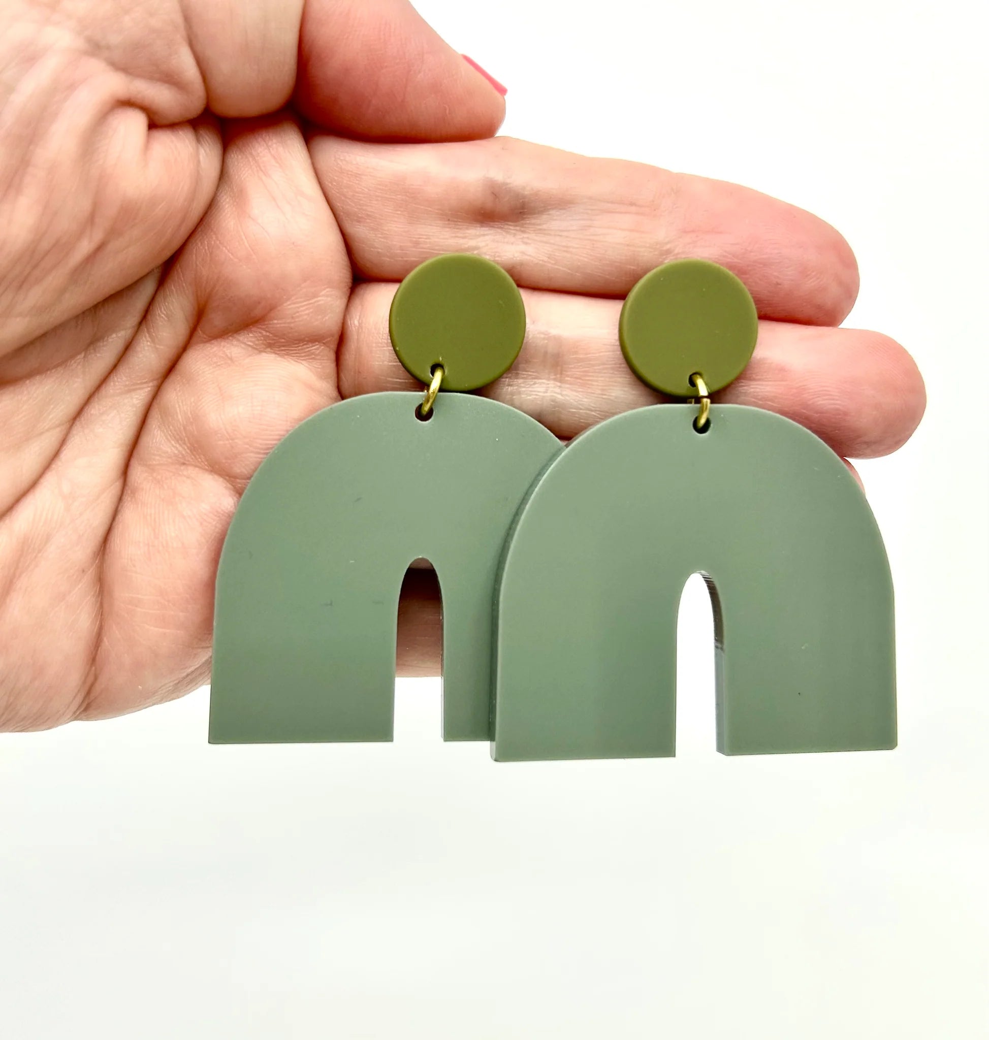 darlingsofdenmark-bijou-bouclesdoreille-jillie-acrylique-kaki