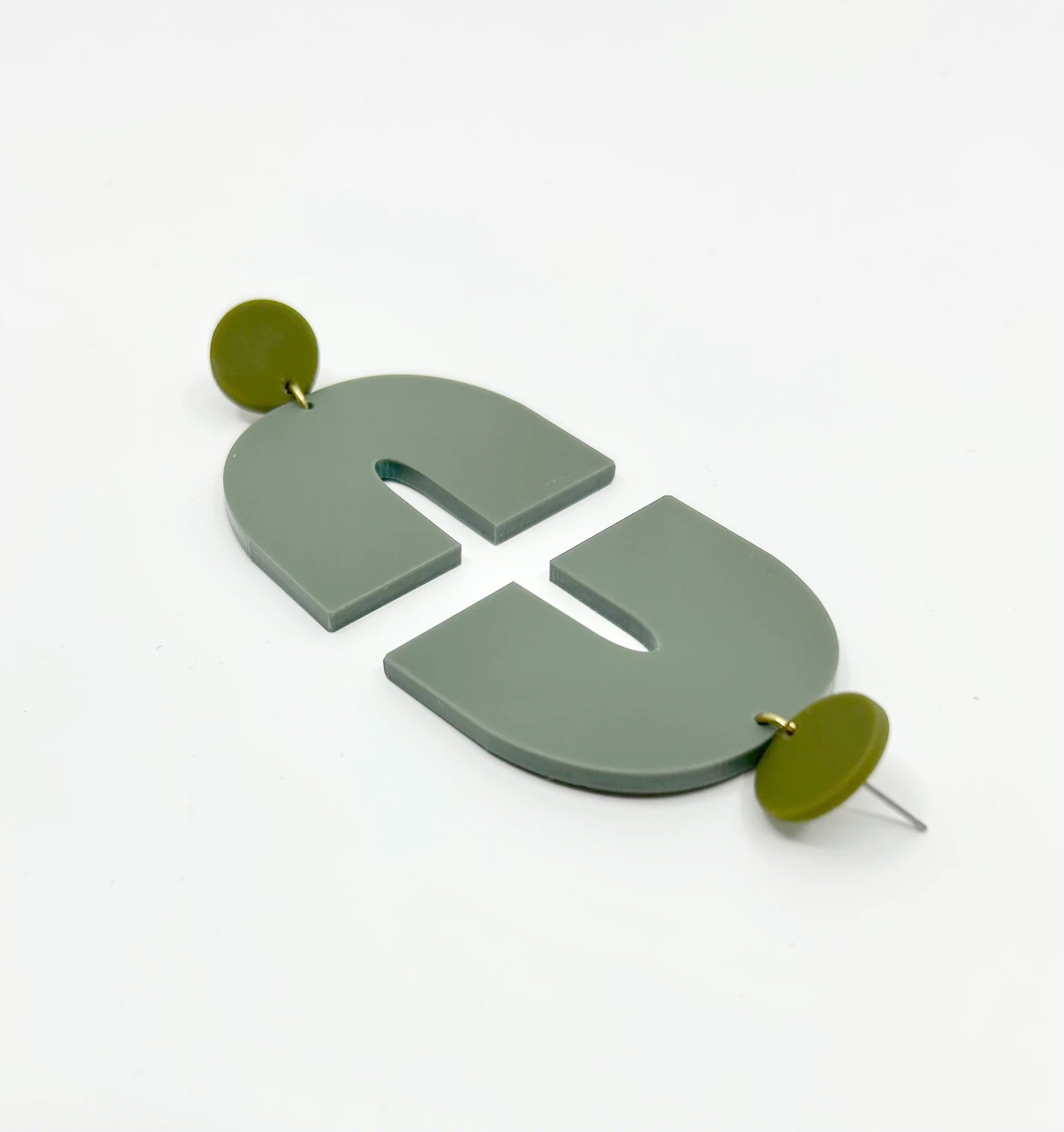 darlingsofdenmark-bijou-bouclesdoreille-jillie-acrylique-kaki