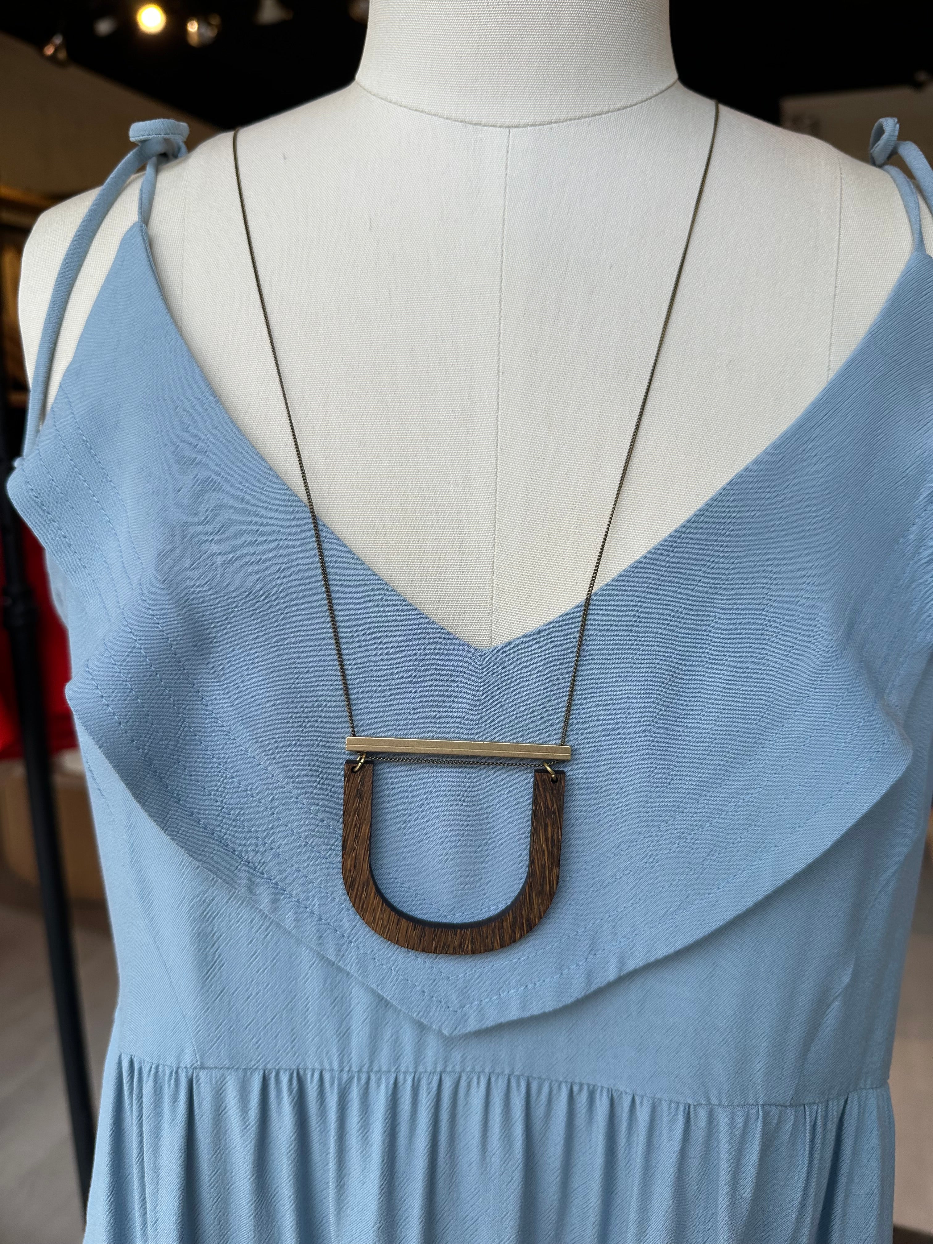 darlingsofdenmark-bijou-collier-togge-bois-laiton