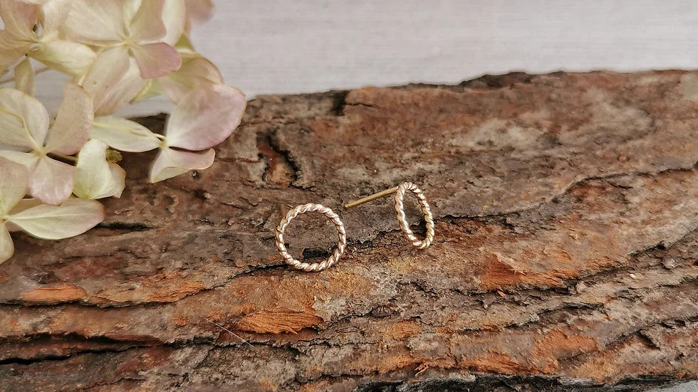 jasperwild-bijou-bouclesdoreille-clous-zen-or-14k