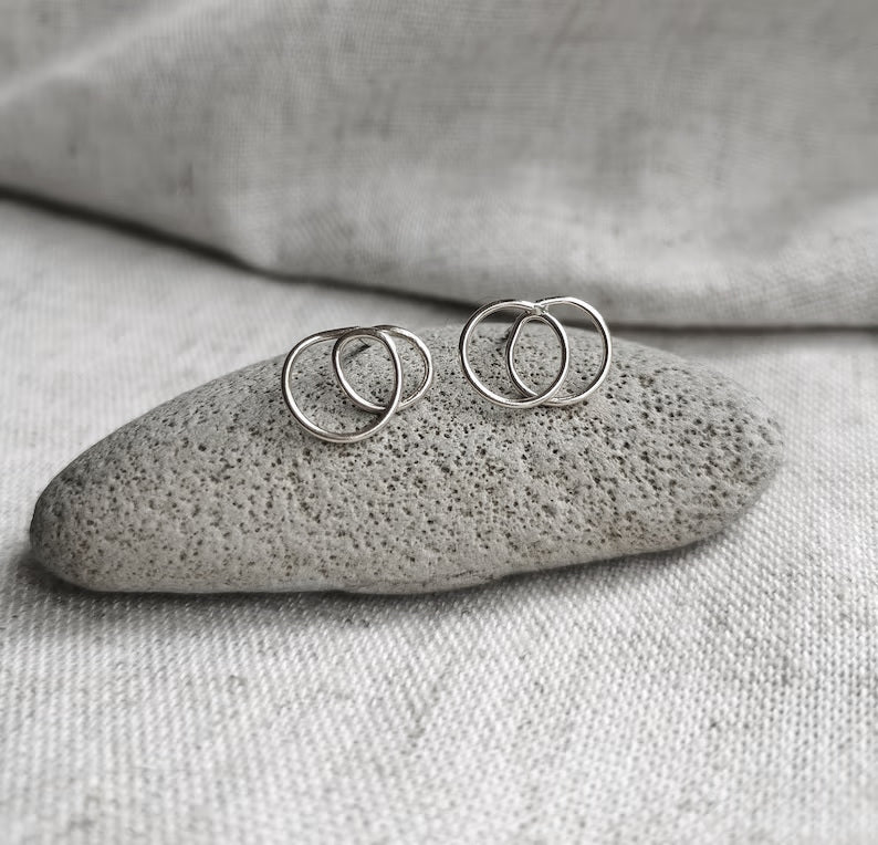 jasperwild-bijou-bouclesdoreilles-clous-oova-argent