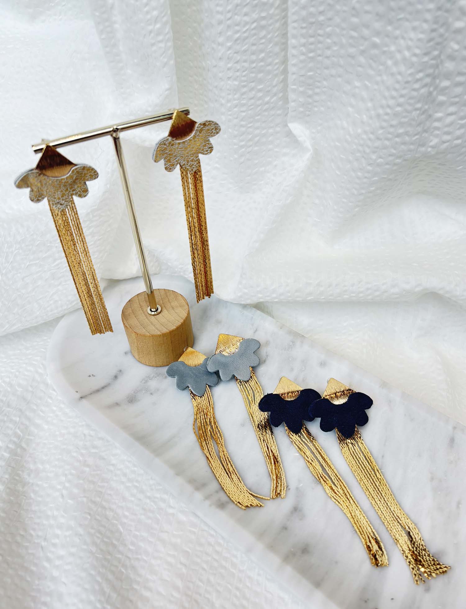 veinage-bijou-bouclesdoreilles-praline-cuir-laiton