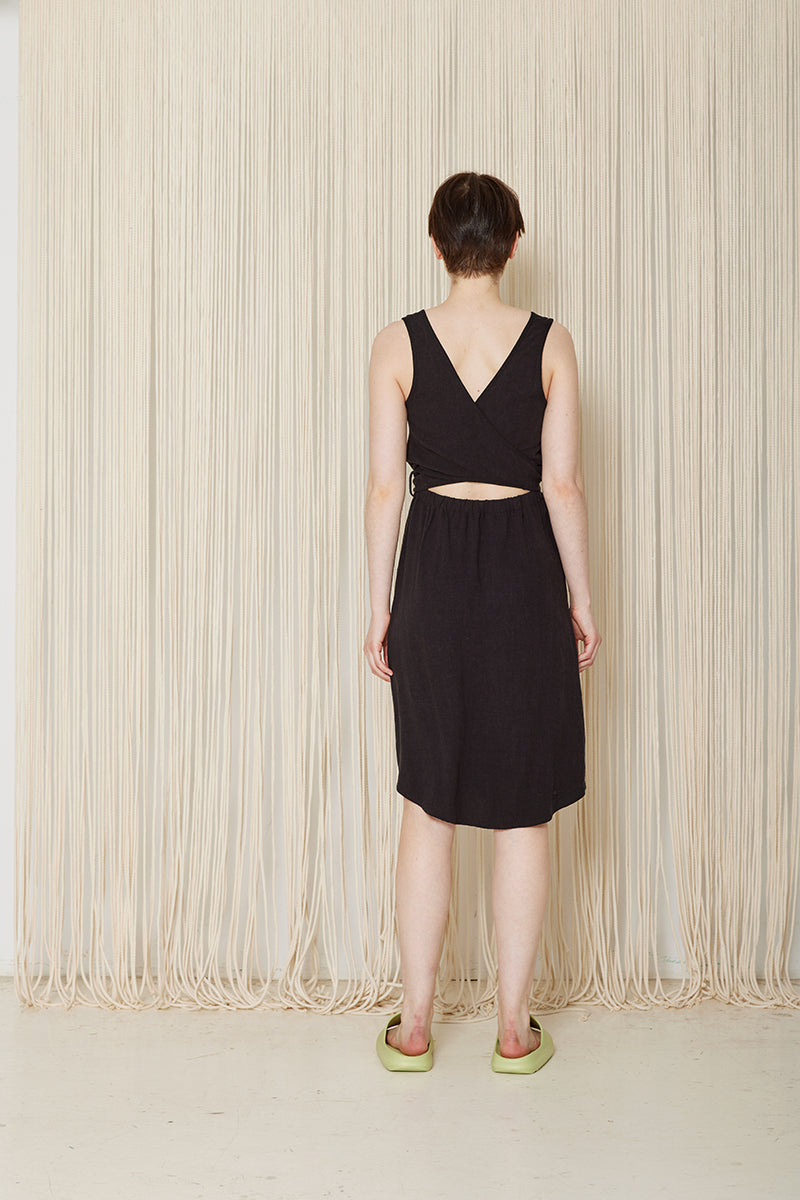 cokluch-robe-coquelicot-noir-pe23