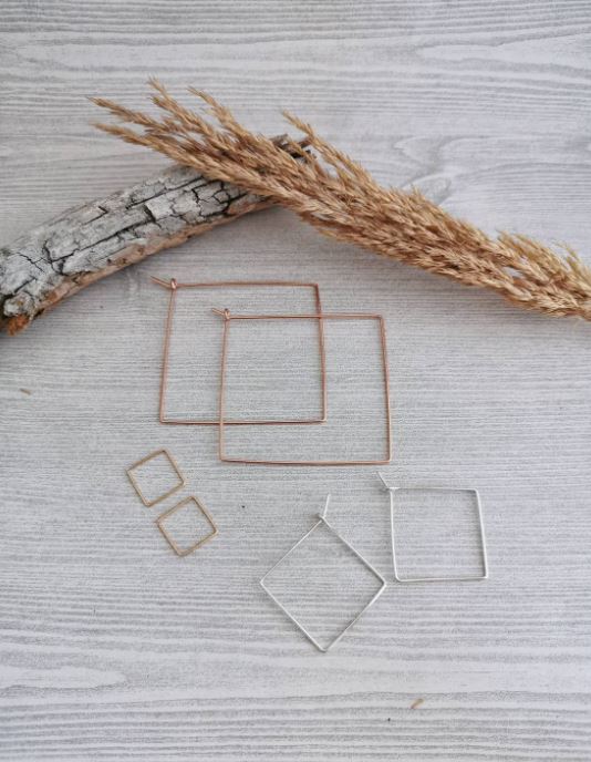 jasperwild-bijoux-bouclesdoreilles-swan-square-or-faitauquebec