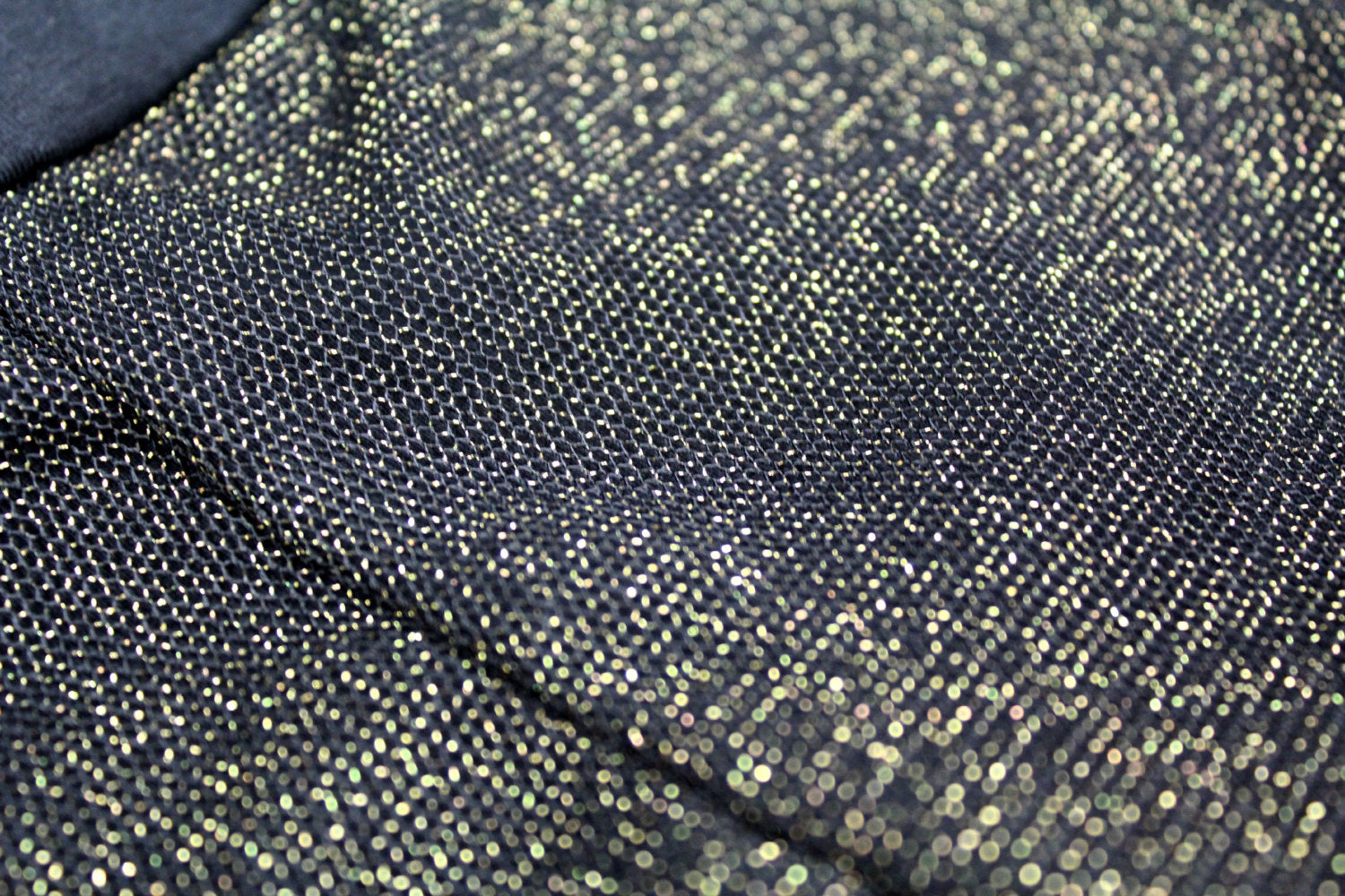 cokluch-tissu-resille-scintillante-or