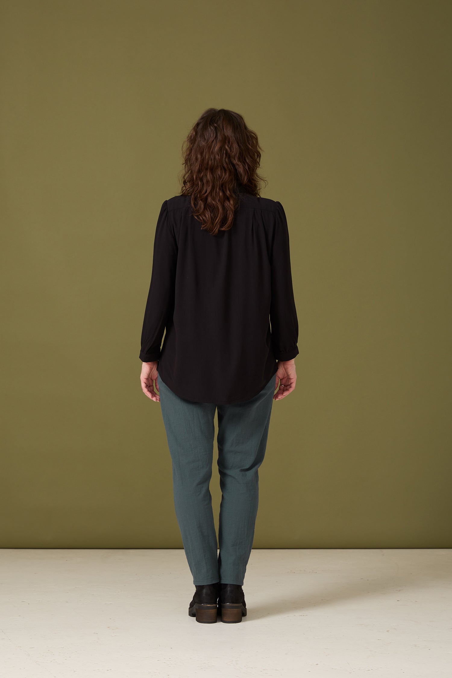 cokluch-chemise-elsa-noir-ah2324