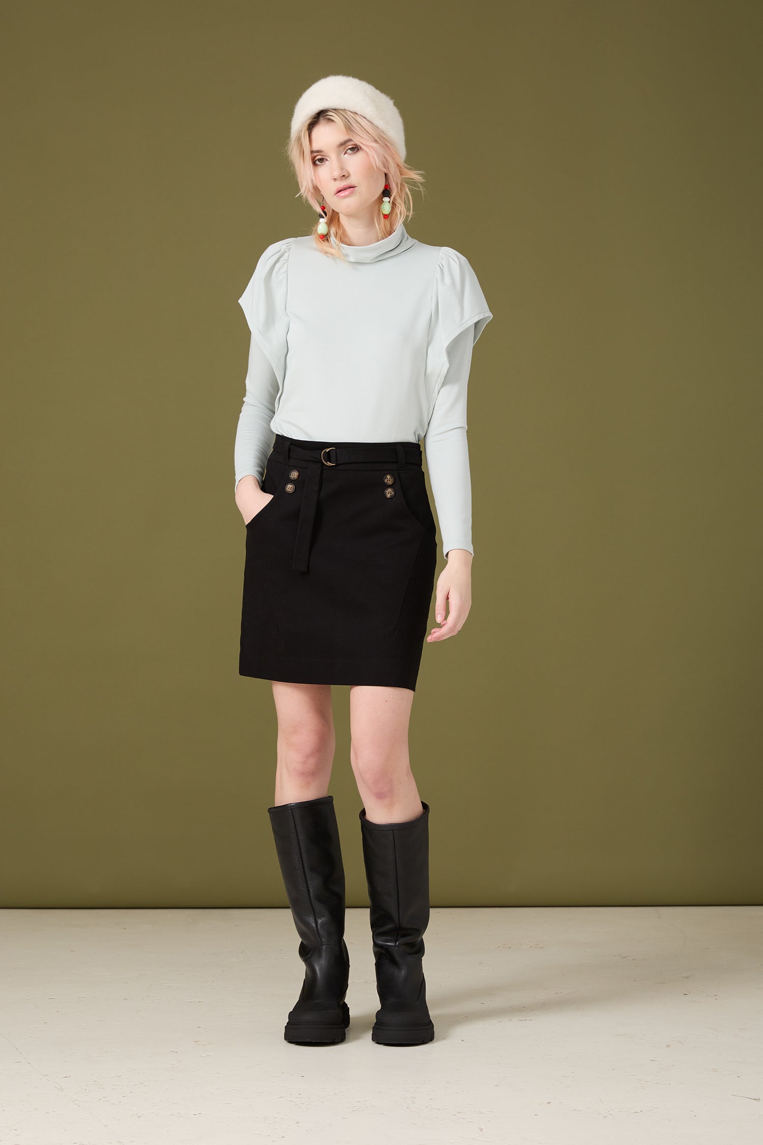 cokluch-chandail-whitney-sky-ah2324