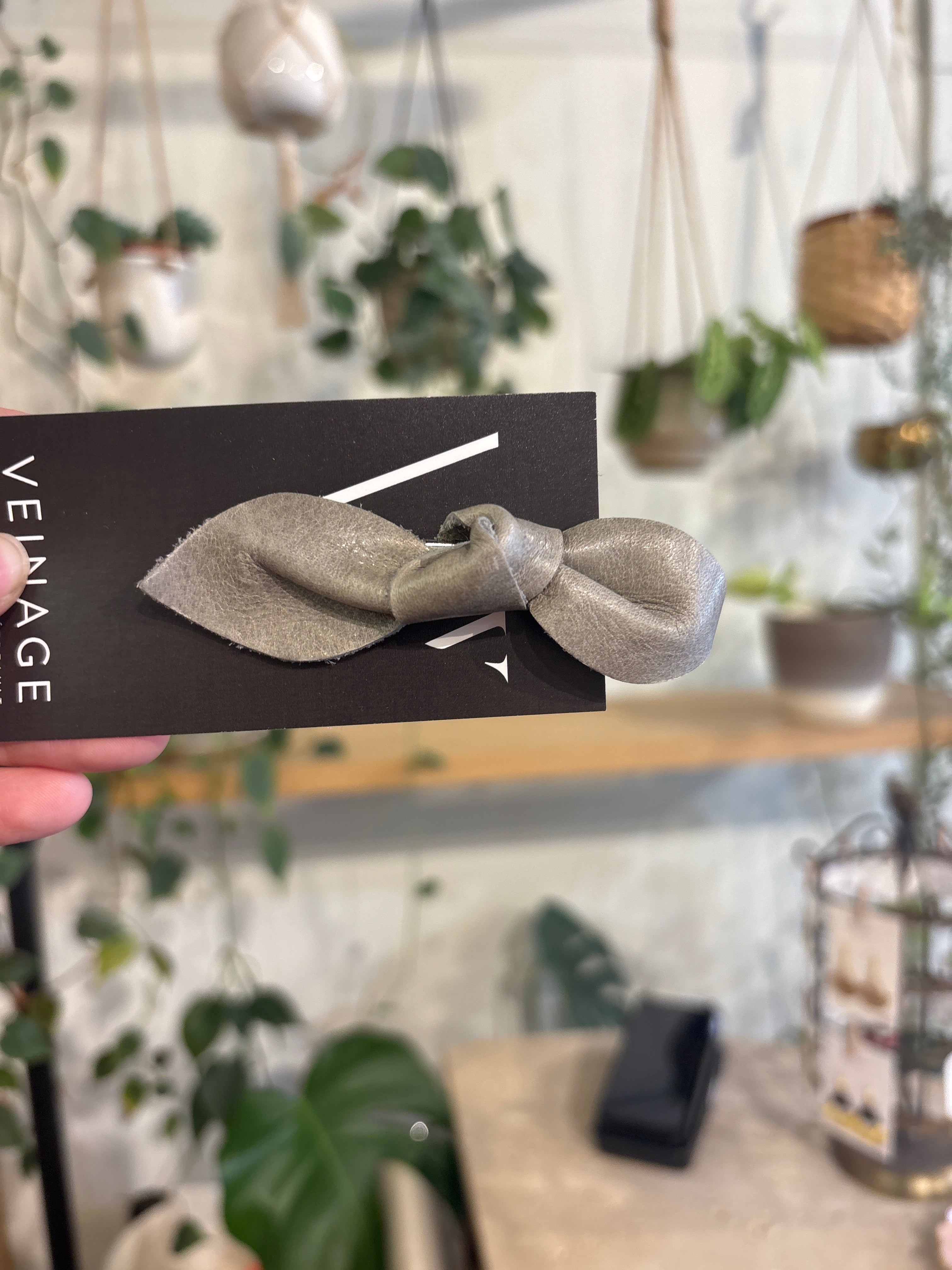 HOGAN - Leather hair clip