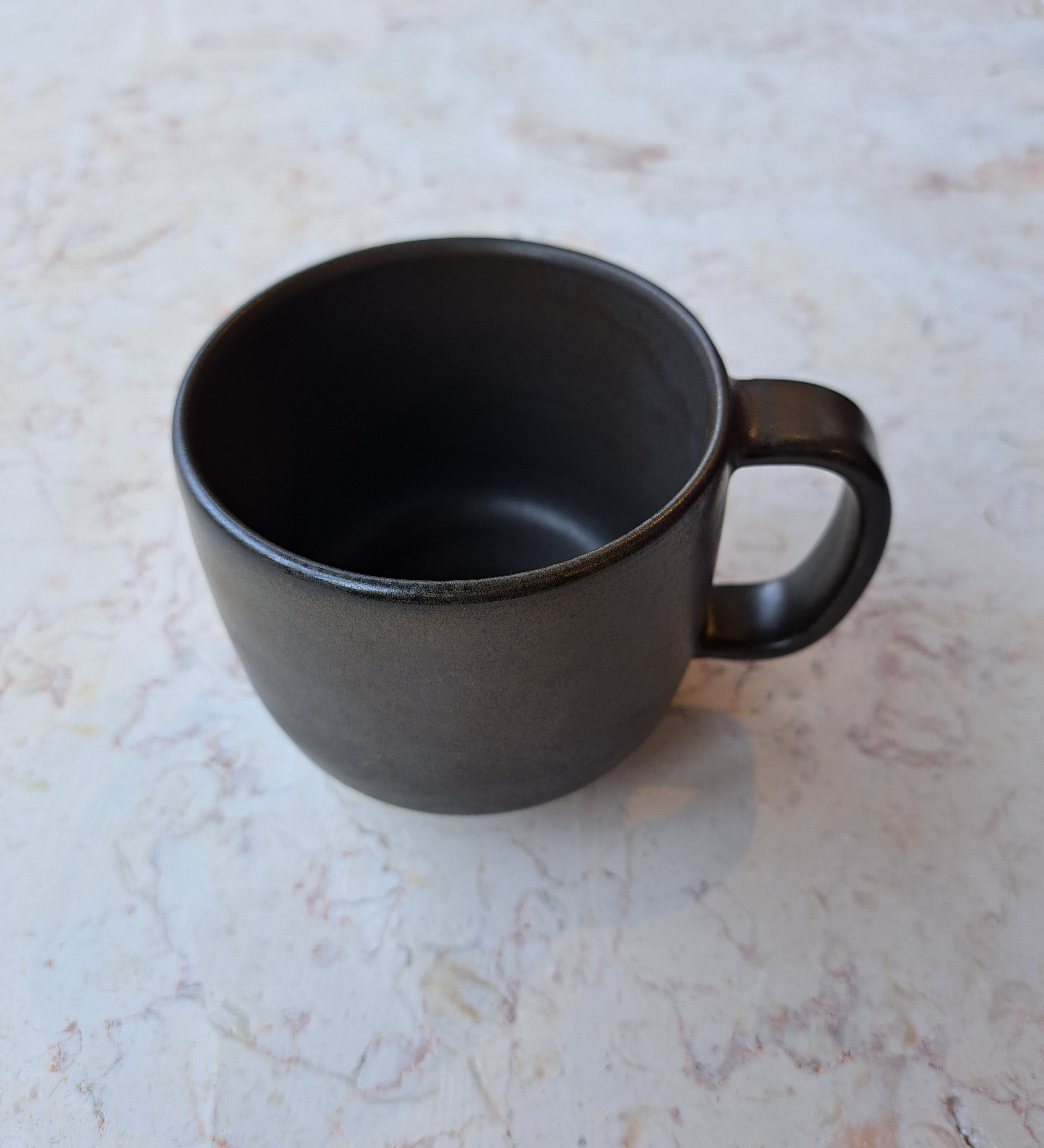 ateliermarienguyen-ceramiste-vaisselle-noire-ceramique