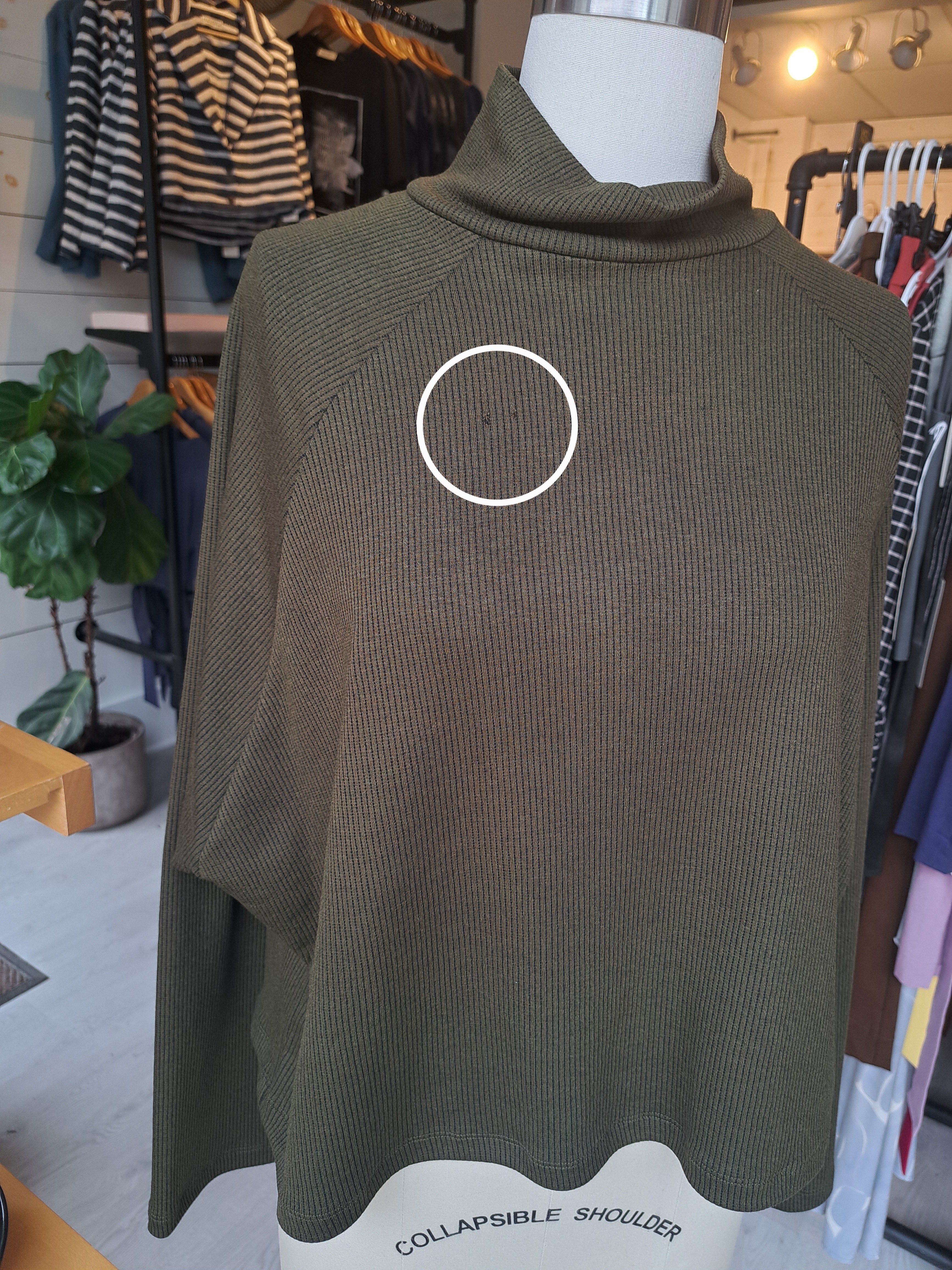 Chandail DEVON - Olive (Imparfait)