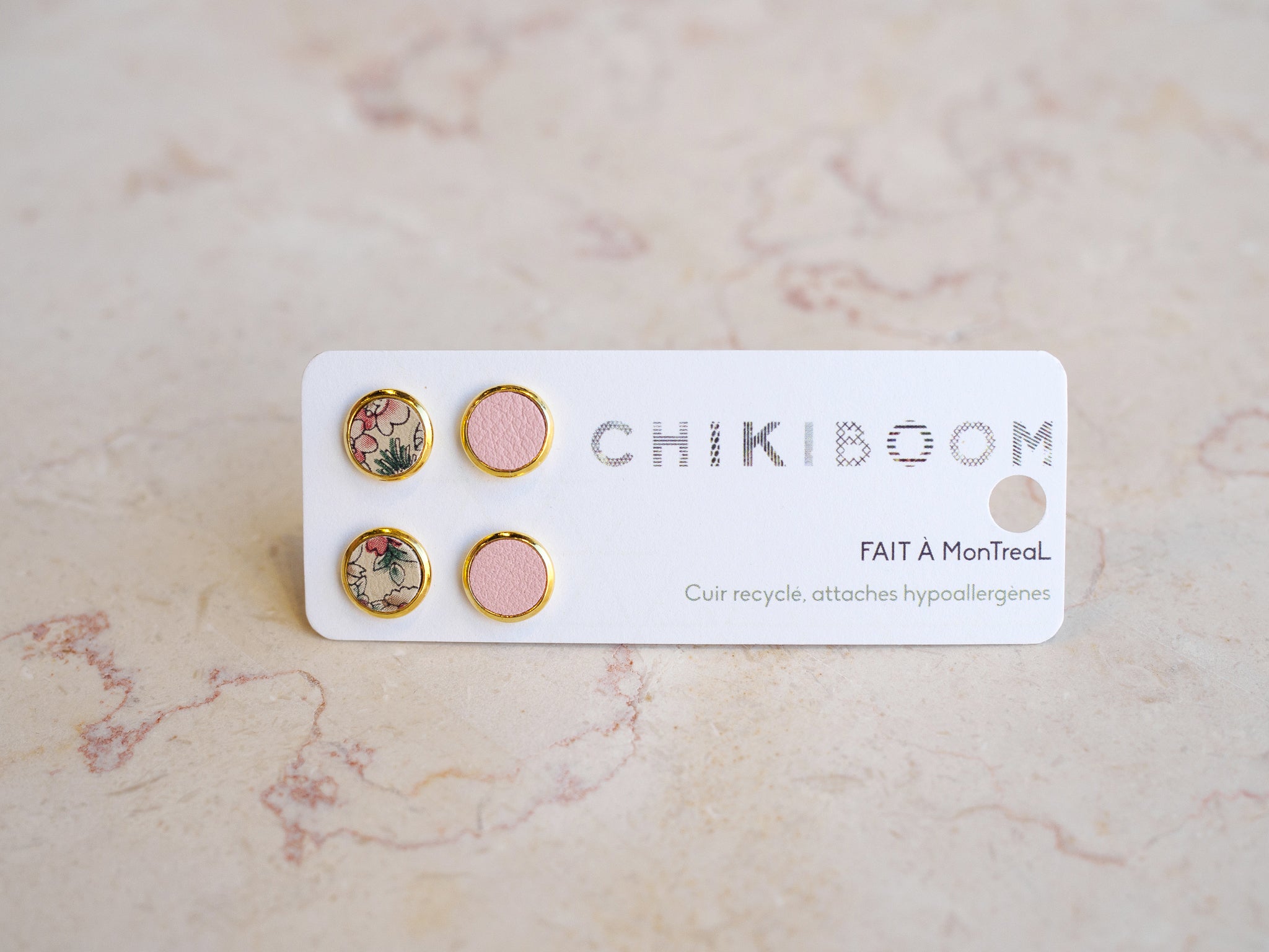chikiboom-bouclesdoreilles-cuirrecycle-duo-rose-fleurs-or