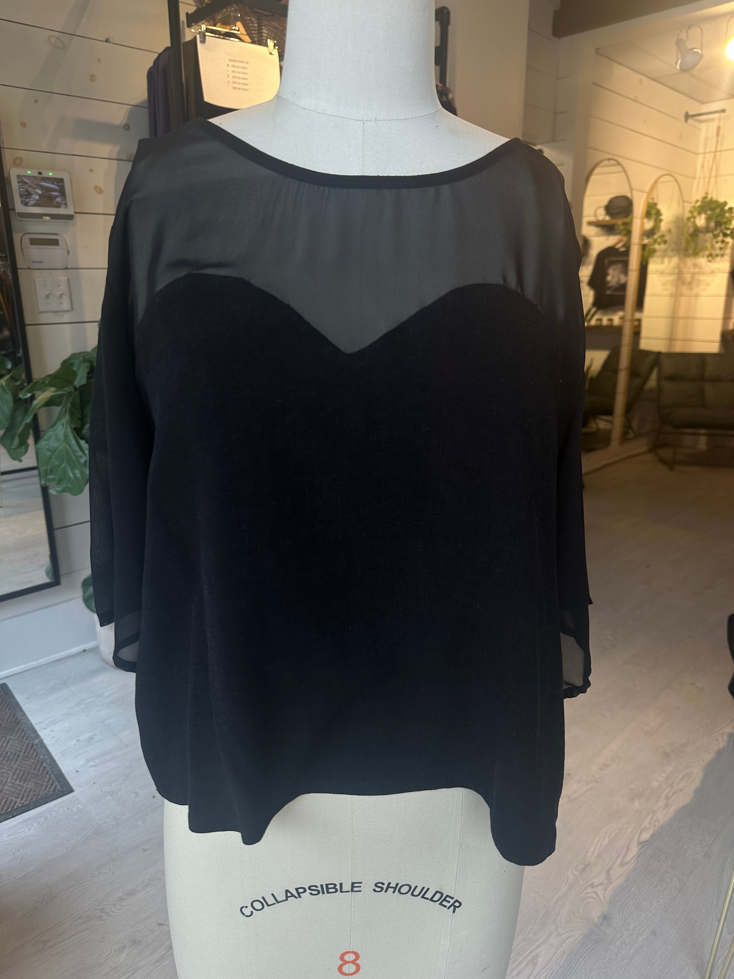 LOVE Top - Black (Imperfect)