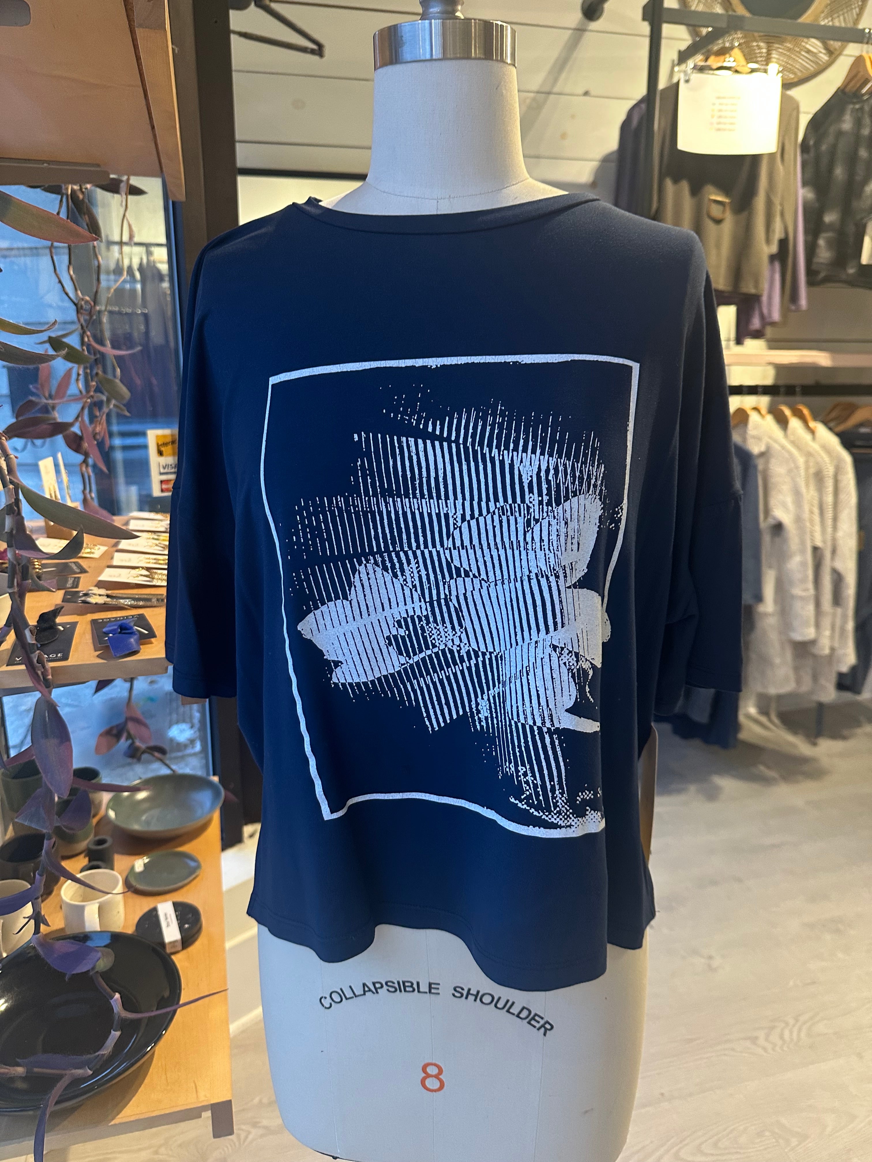 THE LOOK Top - Navy (Imperfect)