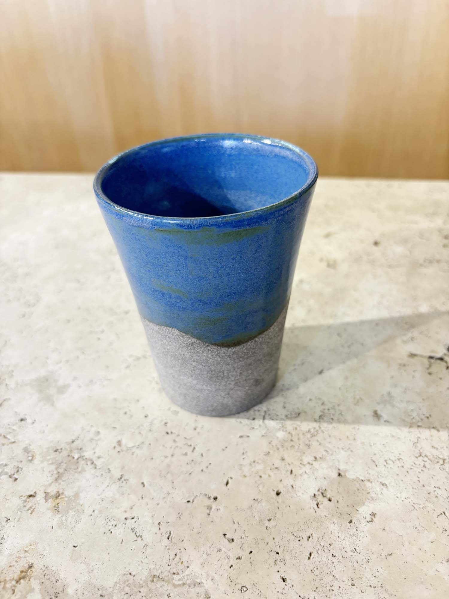 ateliermarienguyen-ceramiste-vaisselle-gobelet-verre-ceramique-grand-bleu-aqua