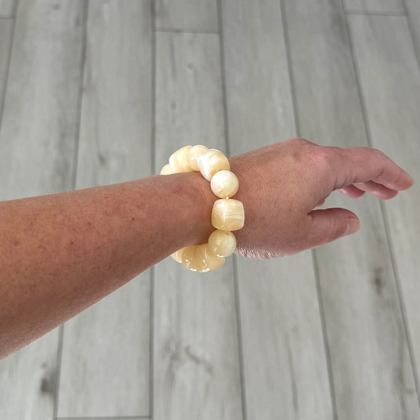 Resin Bracelet - Pearl