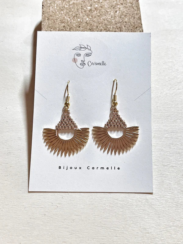 carmelle-bijou-bouclesdoreilles-joalycolor3-laiton-perlesderocailles-dore