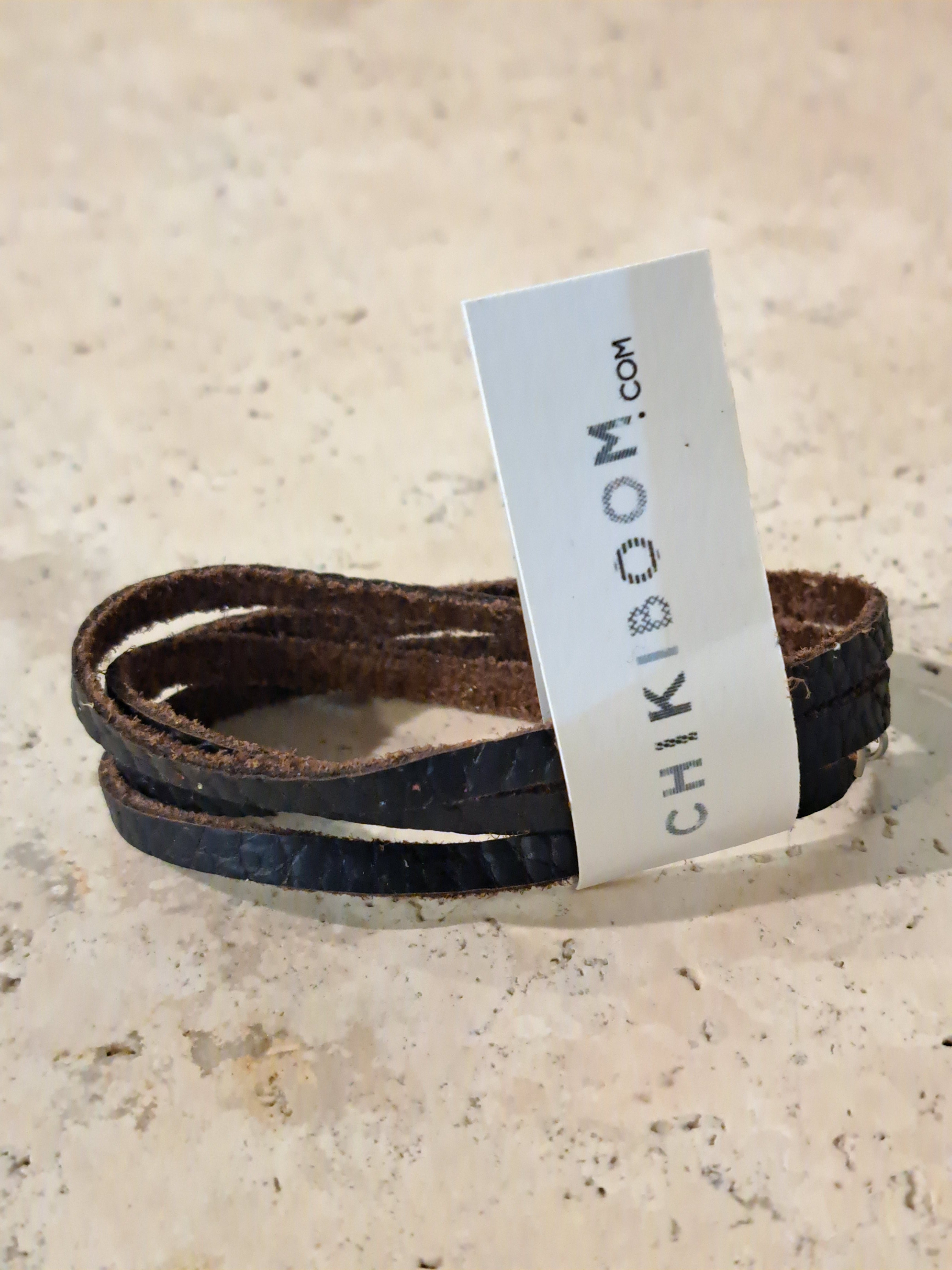chikiboom-bijou-bacelets-4tours-cuir-brun-texture