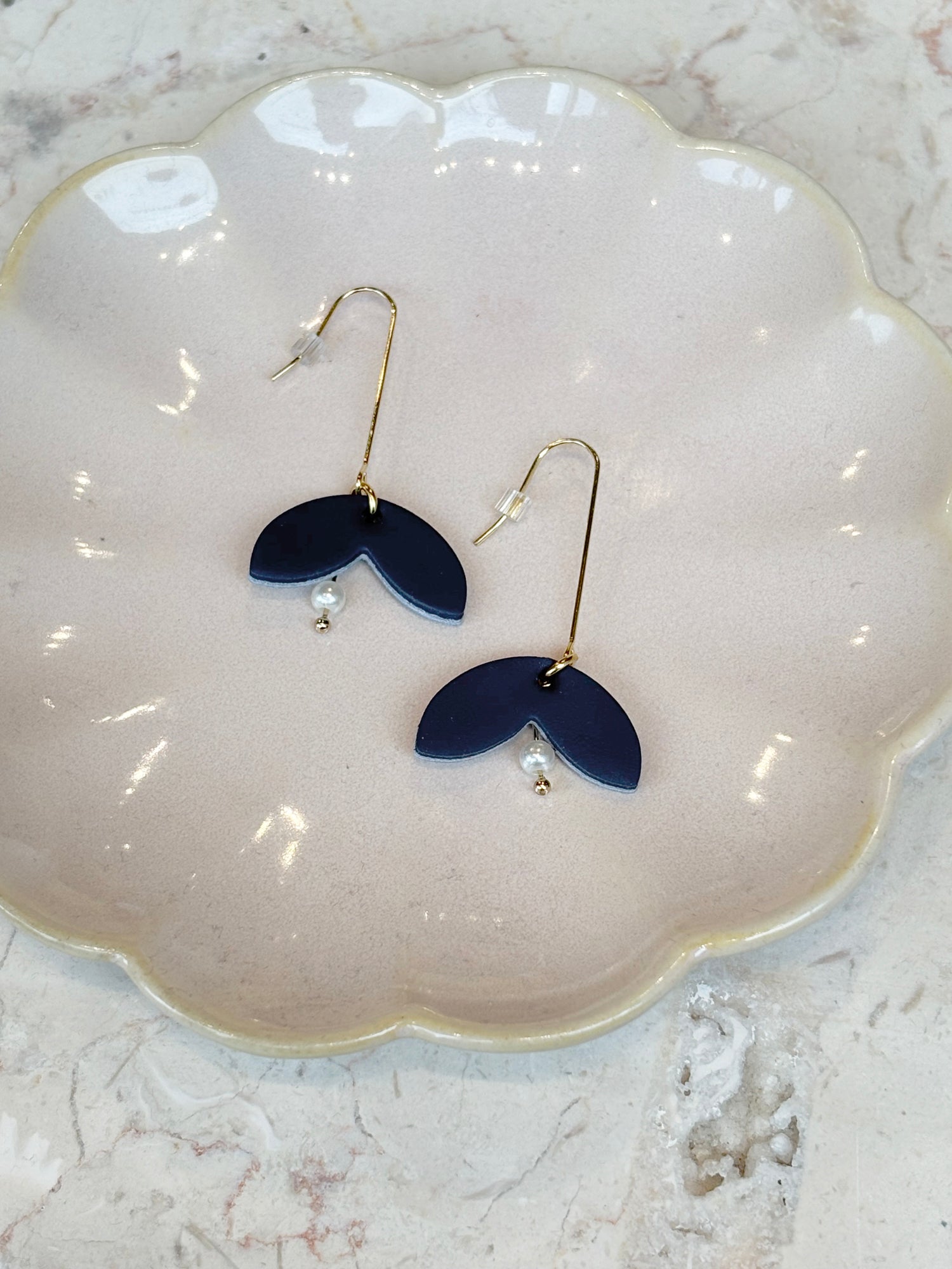 chikiboom-bijou-bouclesdoreilles-fjord-cuir-or-bleu