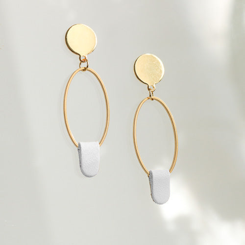chikiboom-bijoux-bouclesdoreilles-janette-cuir-or-blanc