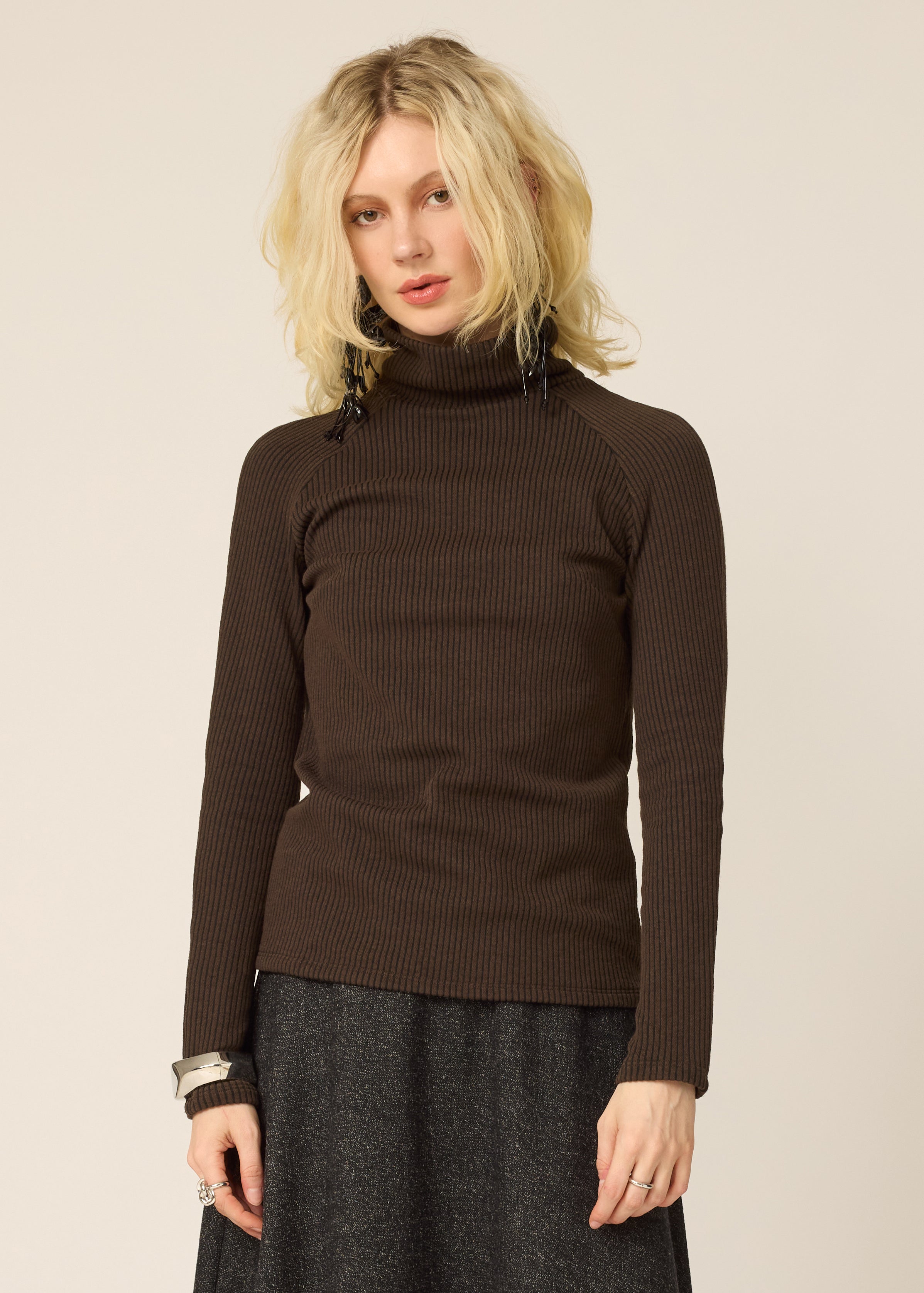 chlo-par-cokluch-haut-pull-colroule-reeves-marron-ah2627