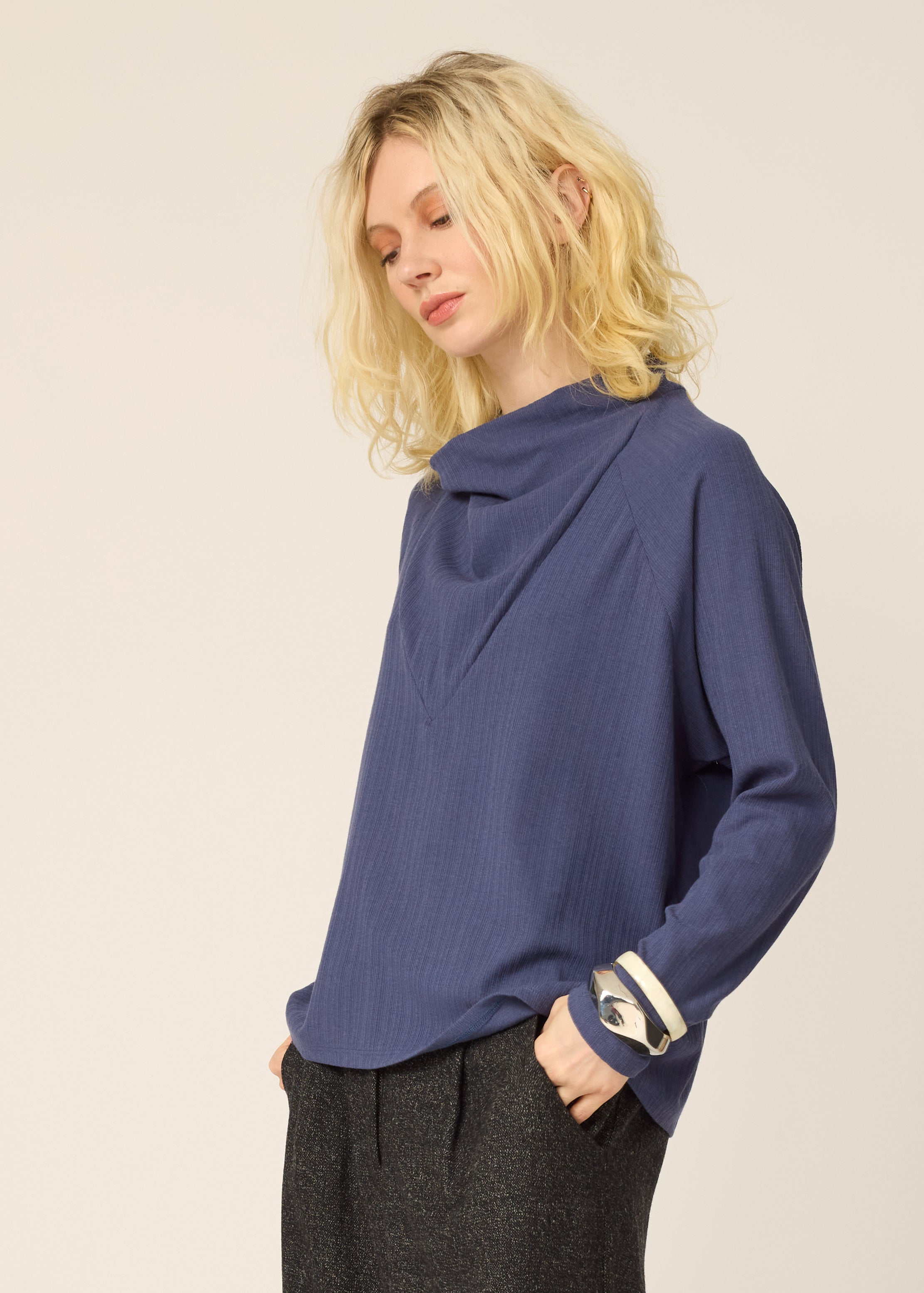chlo-par-cokluch-haut-pull-paz-marine-ah2627