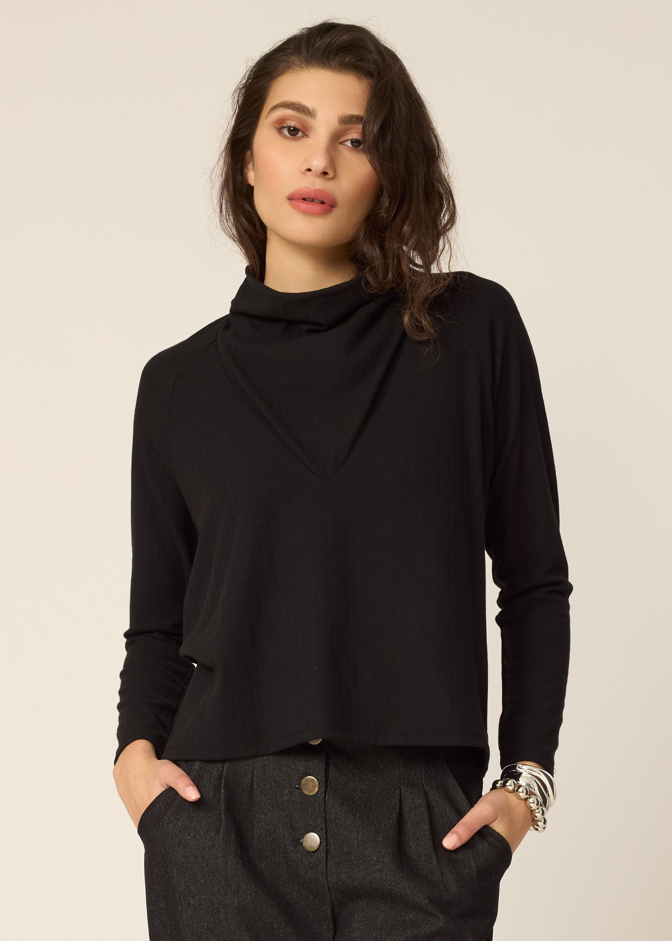 chlo-par-cokluch-haut-pull-paz-noir-ah2627