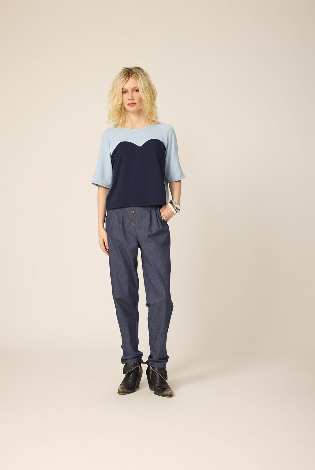 chlo-par-cokluch-haut-romy-navy-pantalon-aaron-indigo-ah2627